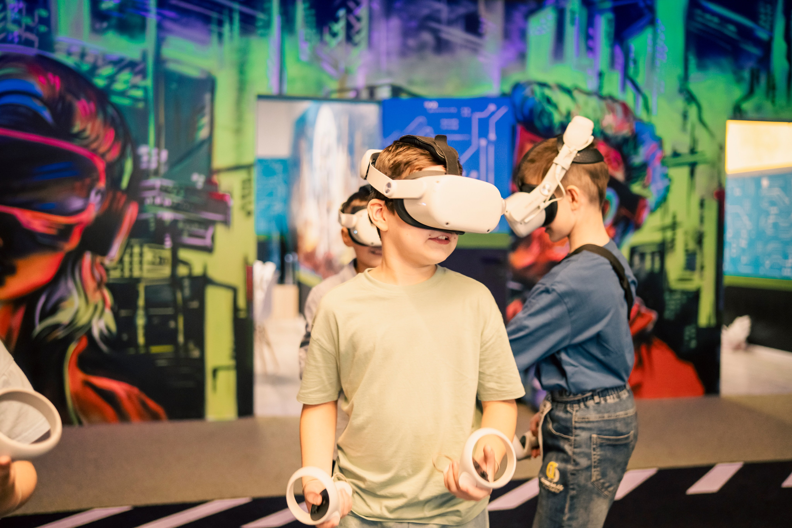 VR (September-October 2024). Felixtones