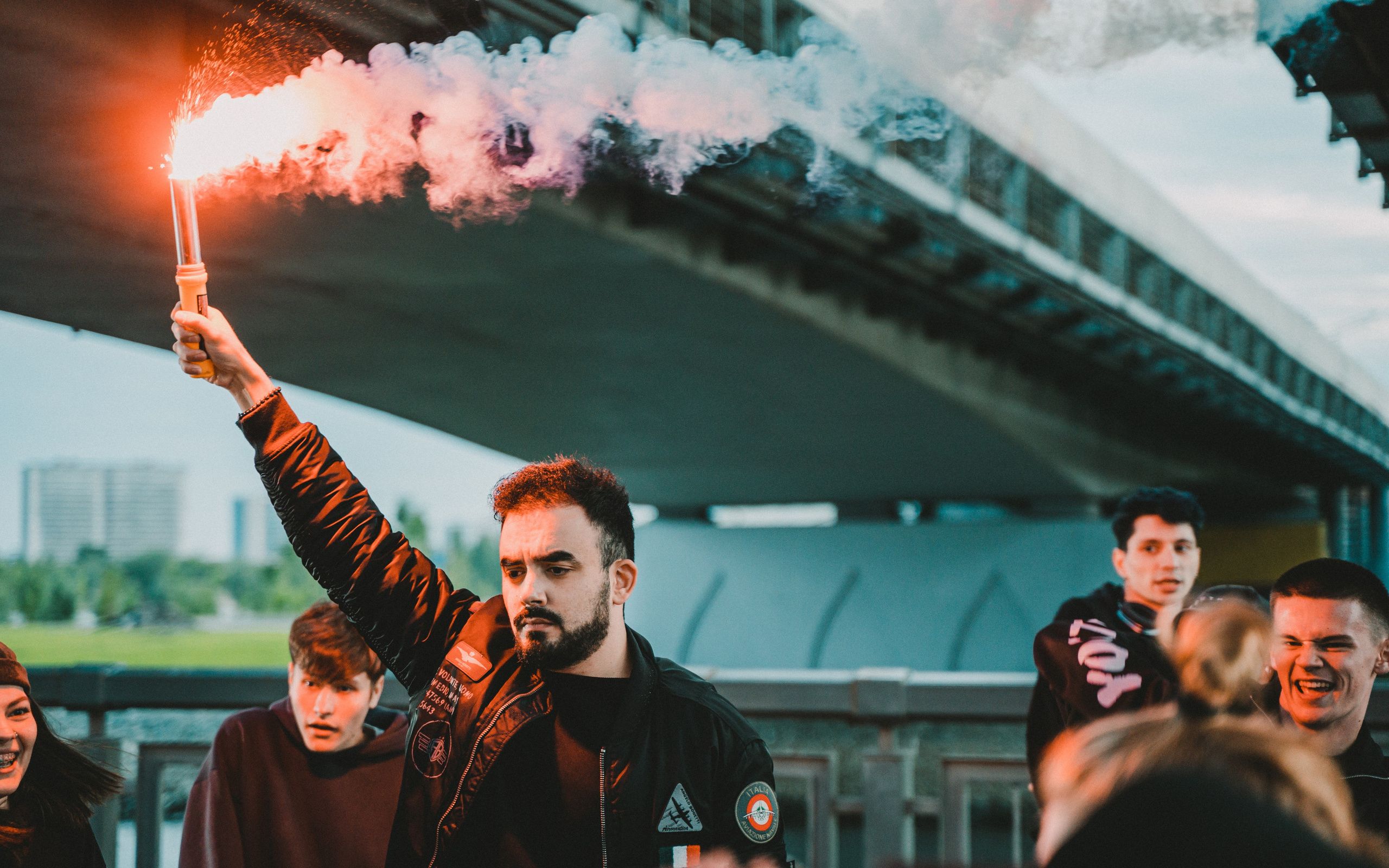 Бэкстейдж съемок клипа «Шулай». Главная