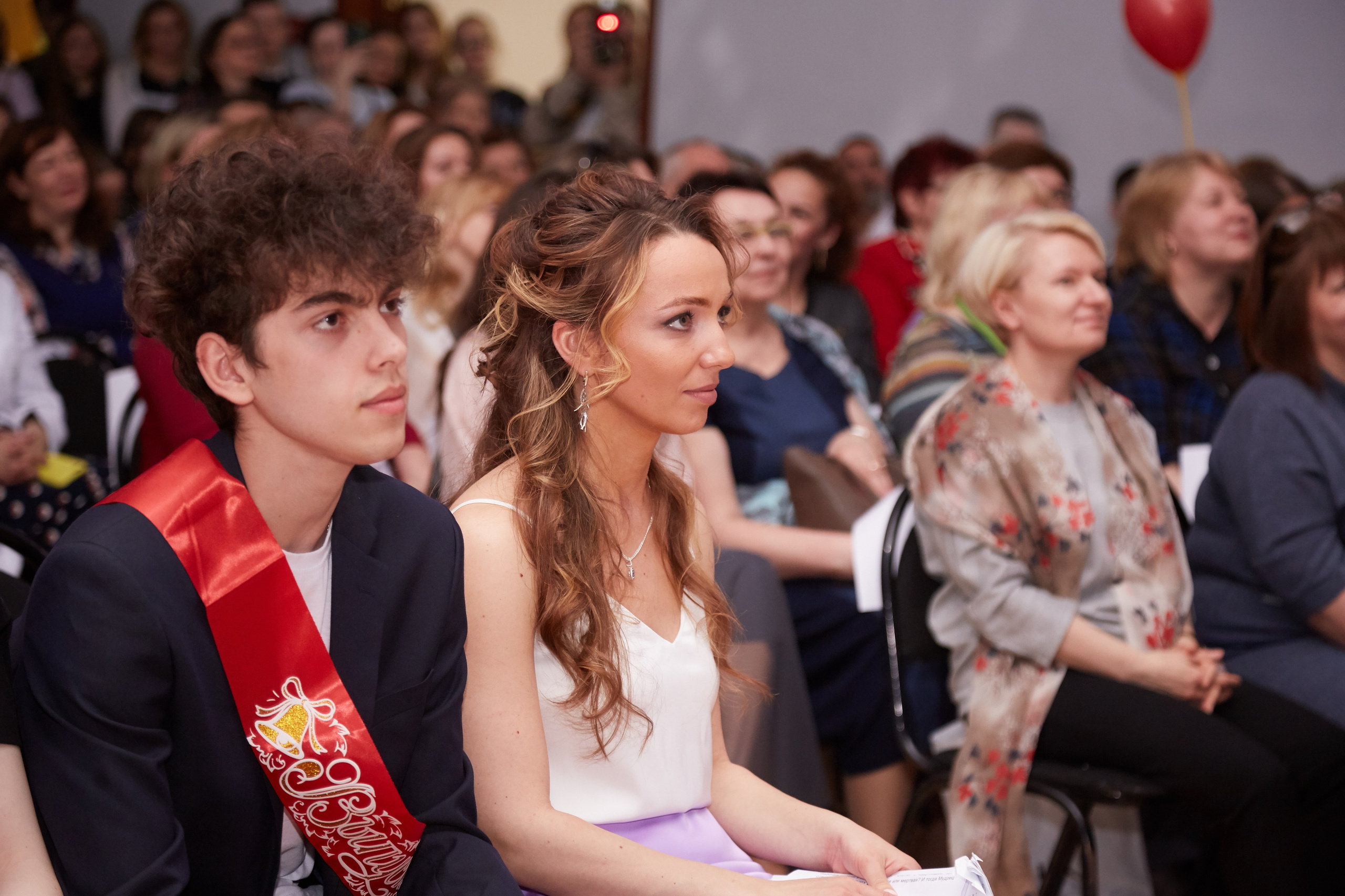 Последний звонок. Фотограф Савченко Люба. Москва