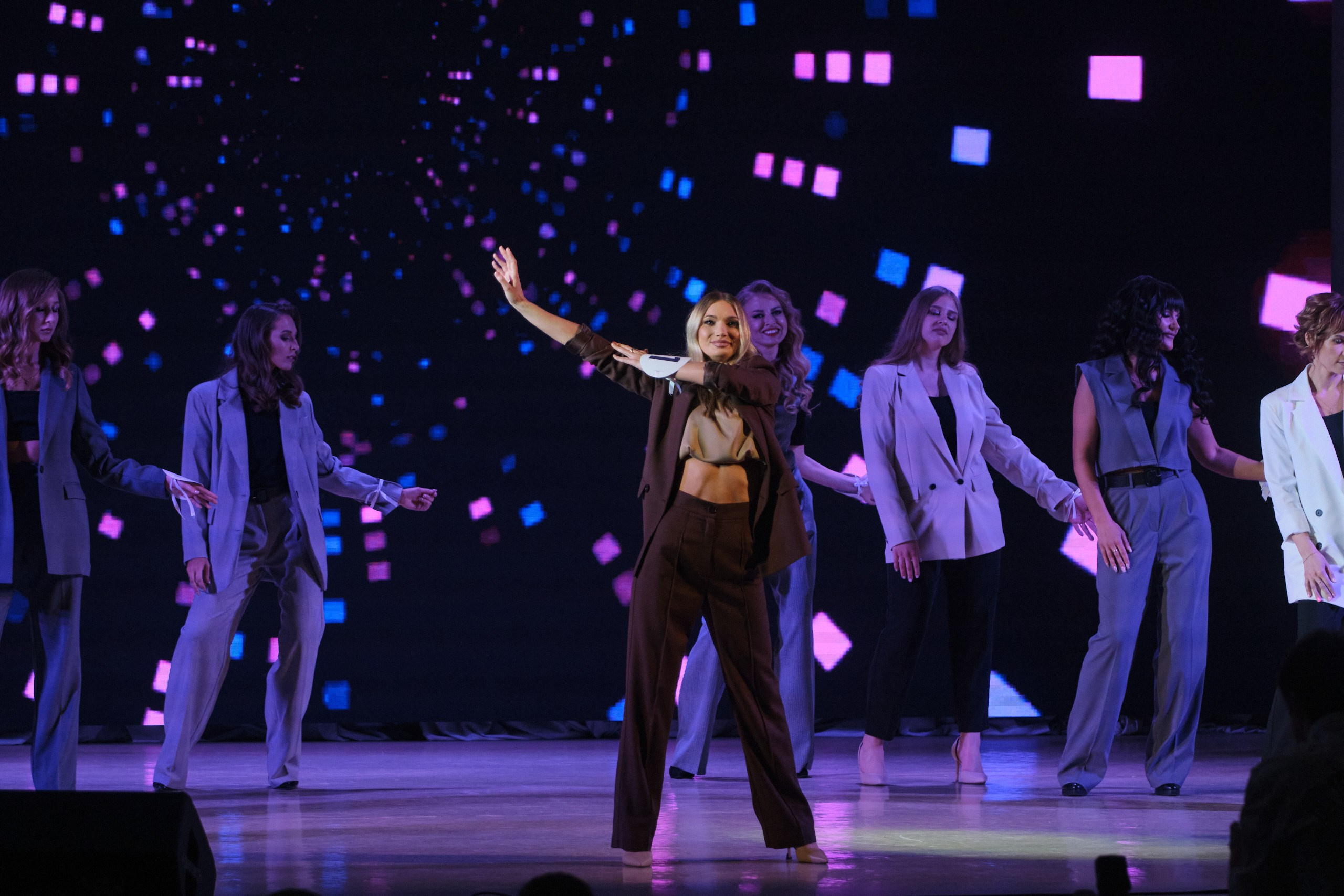 Мисс Корона Сибири. Антон Ив