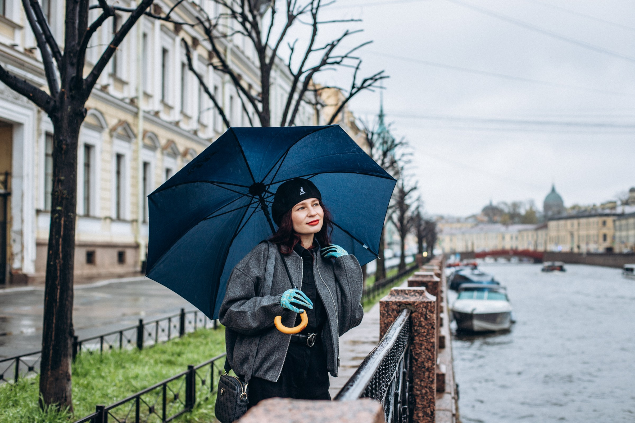 Людмила в мае. Фотопрогулка в Петербурге. Индивидуальный и семейный фотограф в Санкт-Петербурге