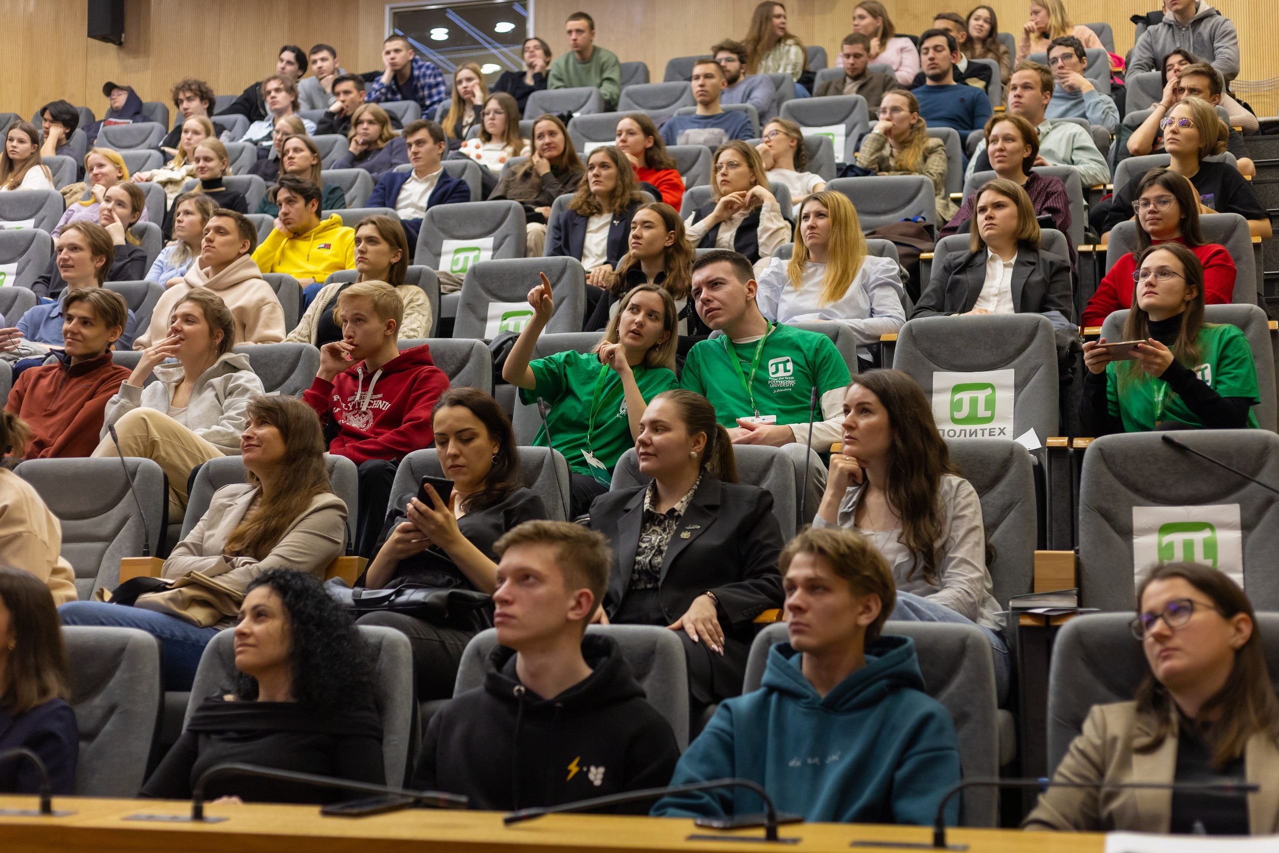 «АРЕХ. РетроПерспектива». Лекция Сергея Сенкевича в Политехе. Евгений Матвеев — фотограф в Санкт-Петербурге