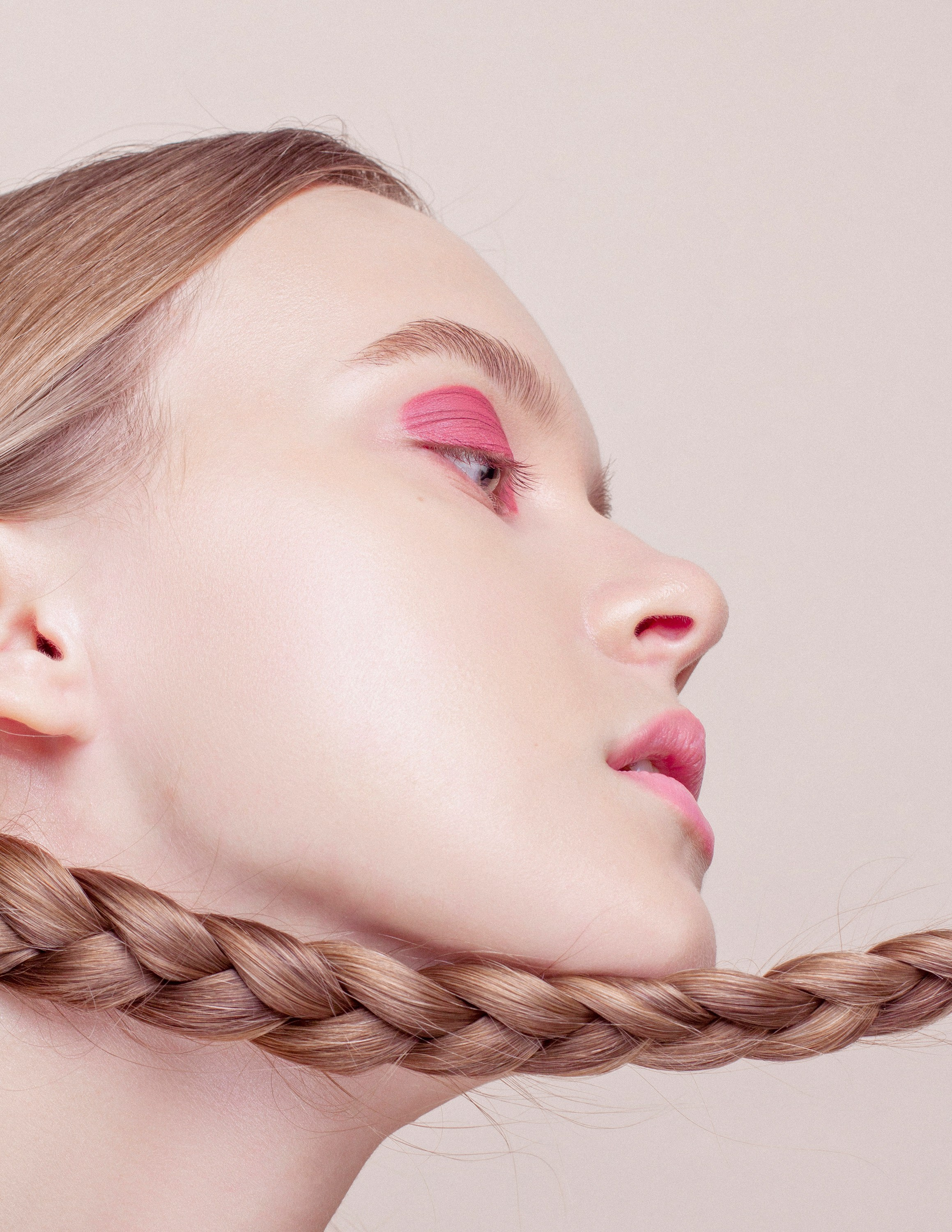 Beauty. Fashion photographer and art director