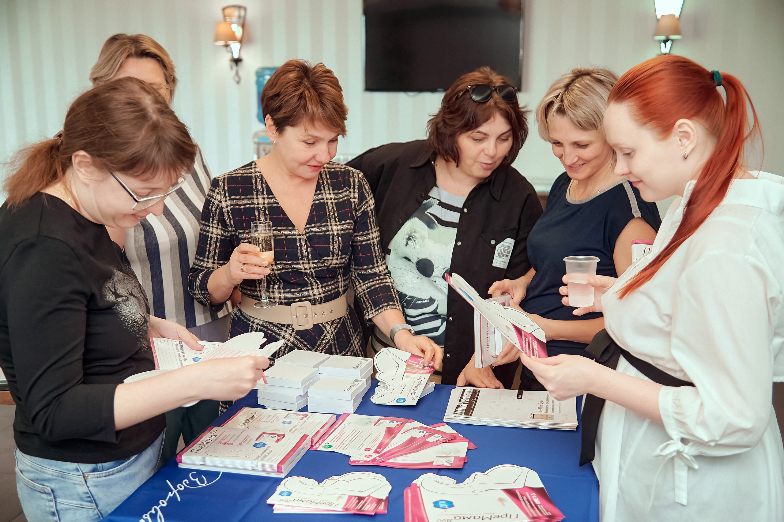 Портфолио репортажной фотосъёмки: ПреМама Дуо в Сафари-клуб. Фотограф Яковлев Роман — Красноярск