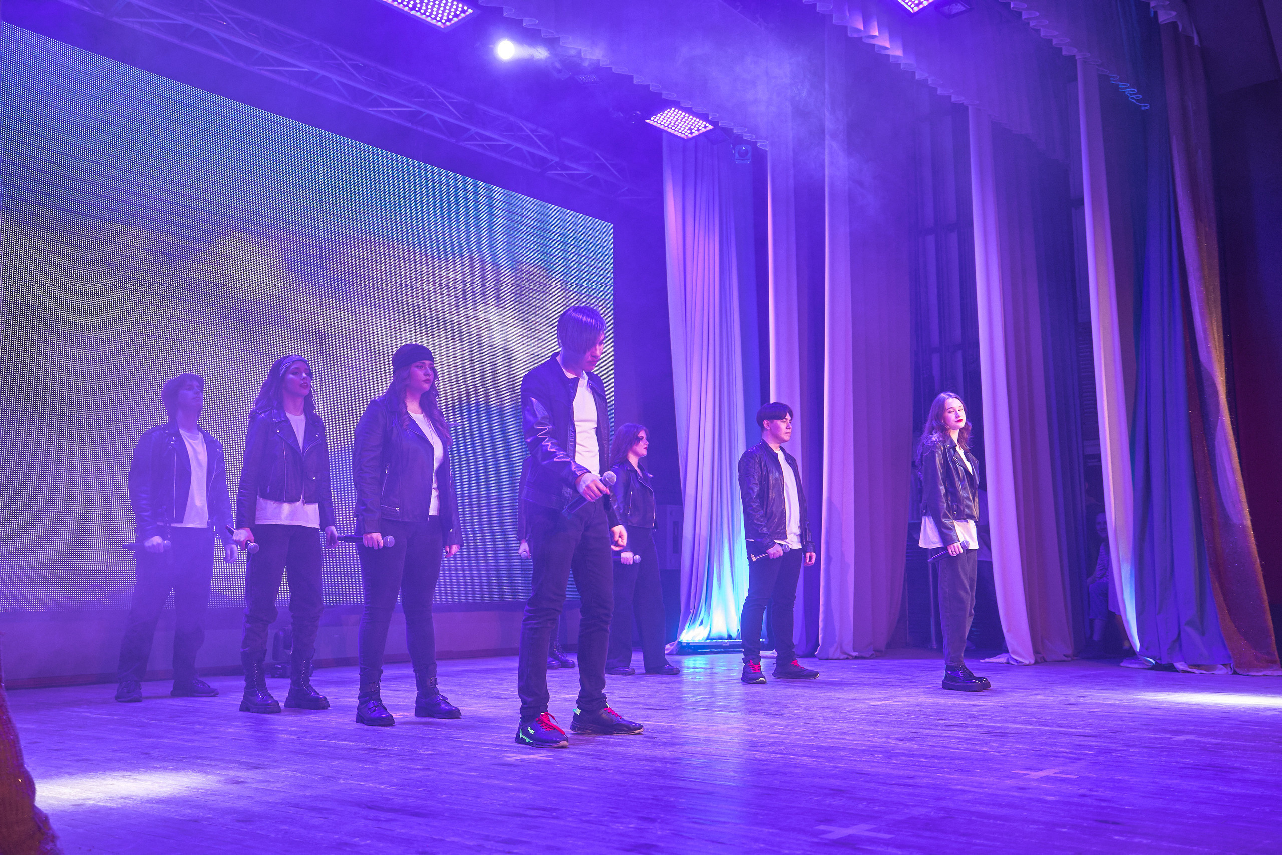 Портфолио репортажной фотосъёмки: Концерт в ДК Железнодорожников. Фотограф Яковлев Роман — Красноярск