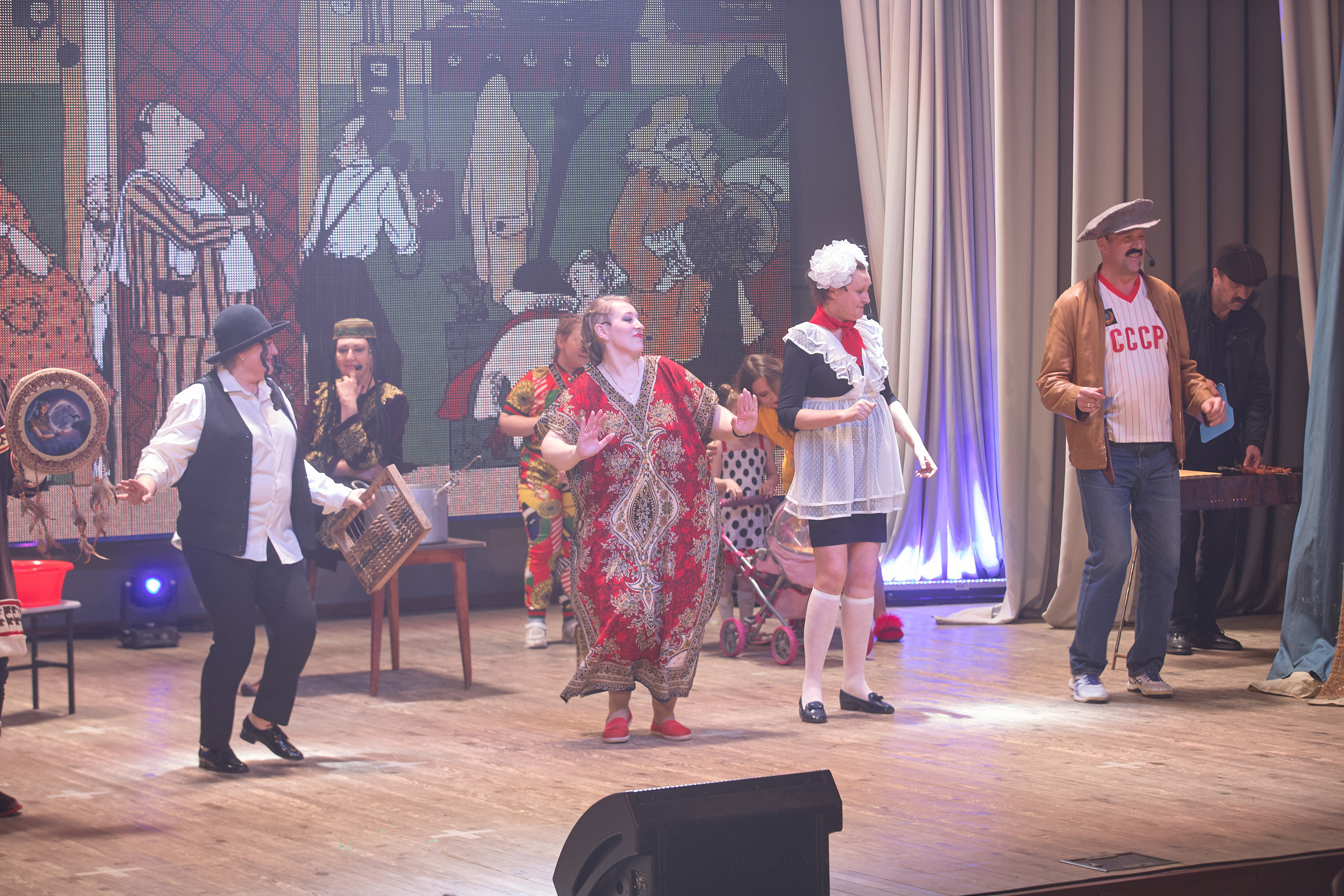 Портфолио репортажной фотосъёмки: Концерт в ДК Железнодорожников. Фотограф Яковлев Роман — Красноярск