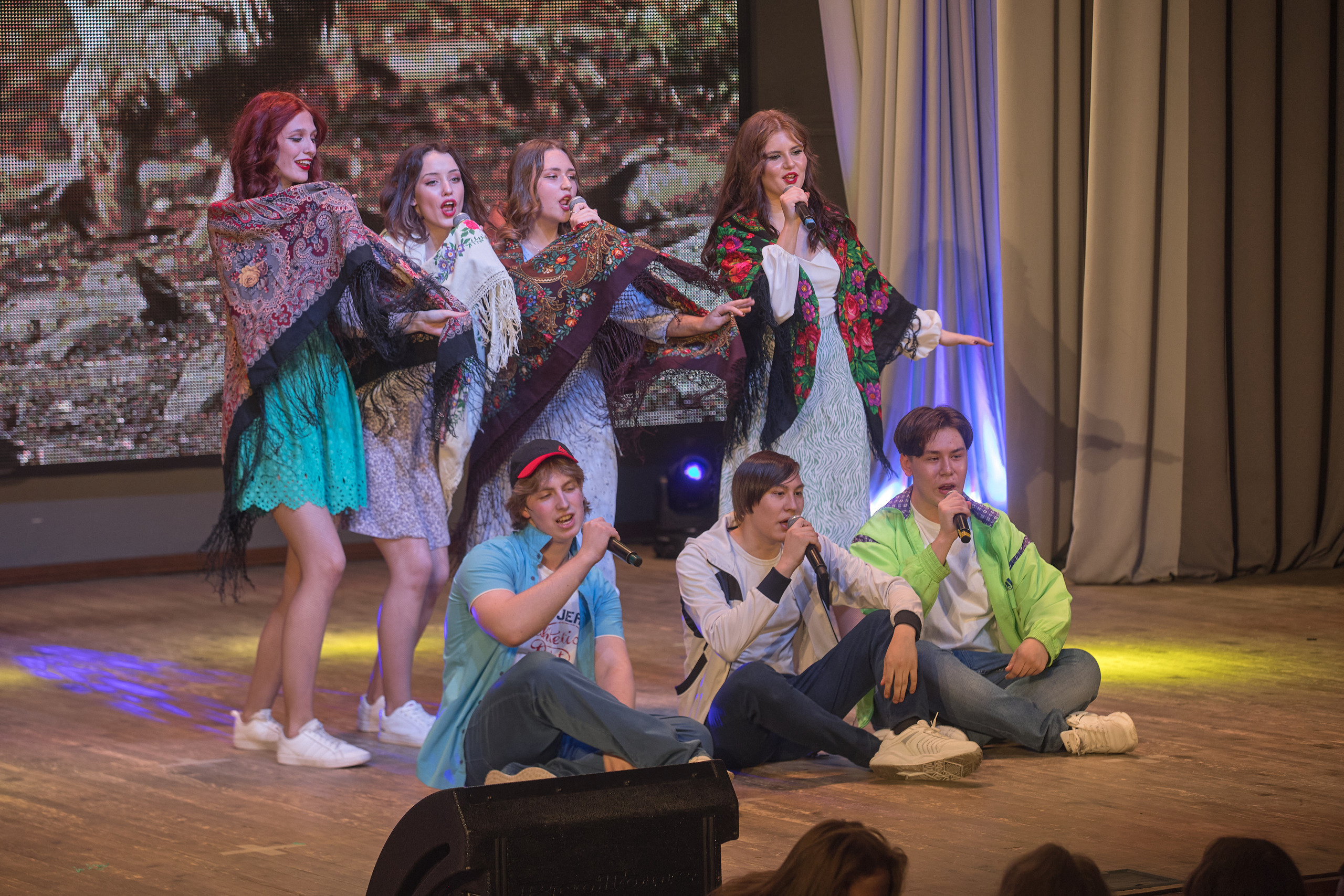 Портфолио репортажной фотосъёмки: Концерт в ДК Железнодорожников. Фотограф Яковлев Роман — Красноярск