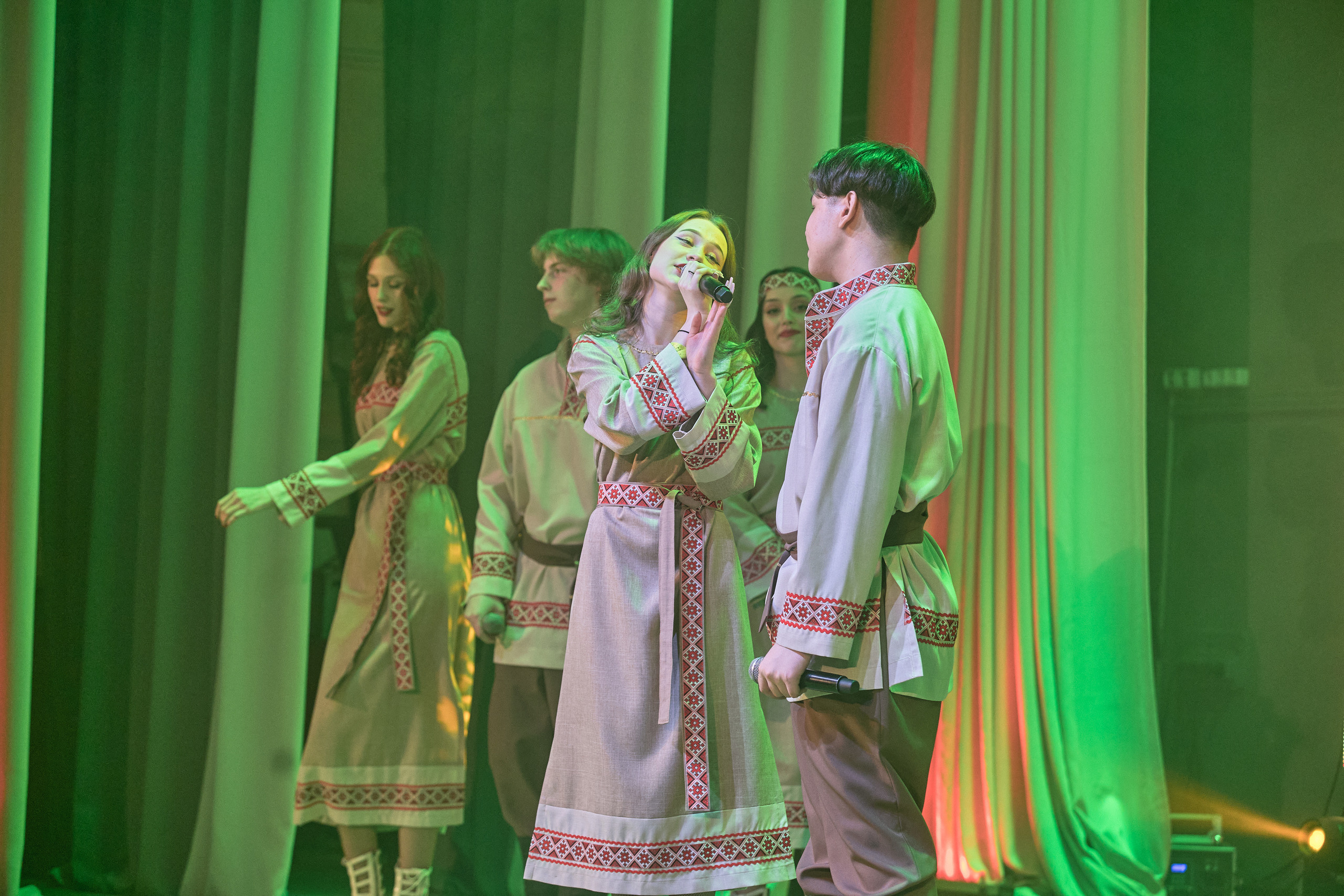 Портфолио репортажной фотосъёмки: Концерт в ДК Железнодорожников. Фотограф Яковлев Роман — Красноярск