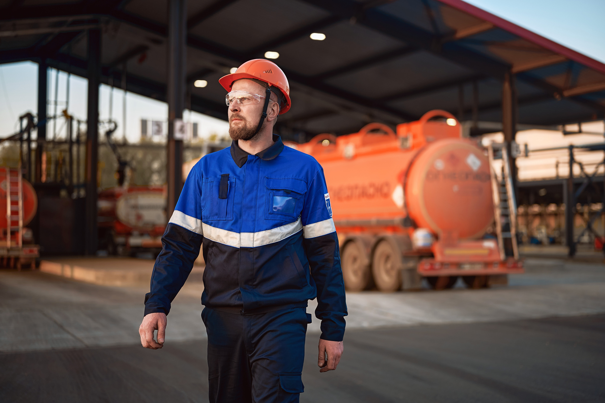 Портфолио по промышленной фотосъёмке: Поставка нефтепродуктов «РЕГИОНСНАБ». Фотограф Яковлев Роман — Красноярск