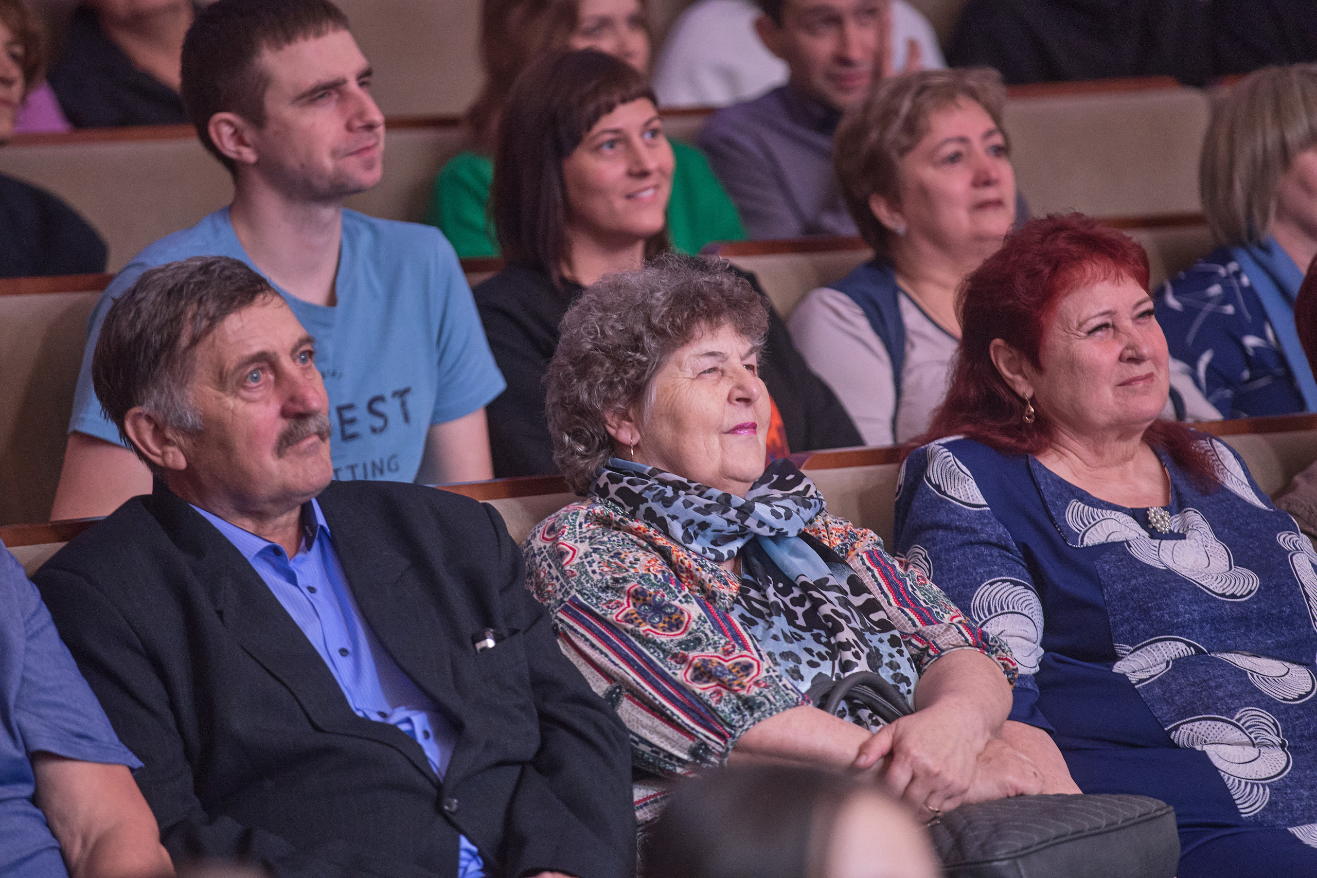 Портфолио репортажной фотосъёмки: Концерт в ДК Железнодорожников. Фотограф Яковлев Роман — Красноярск