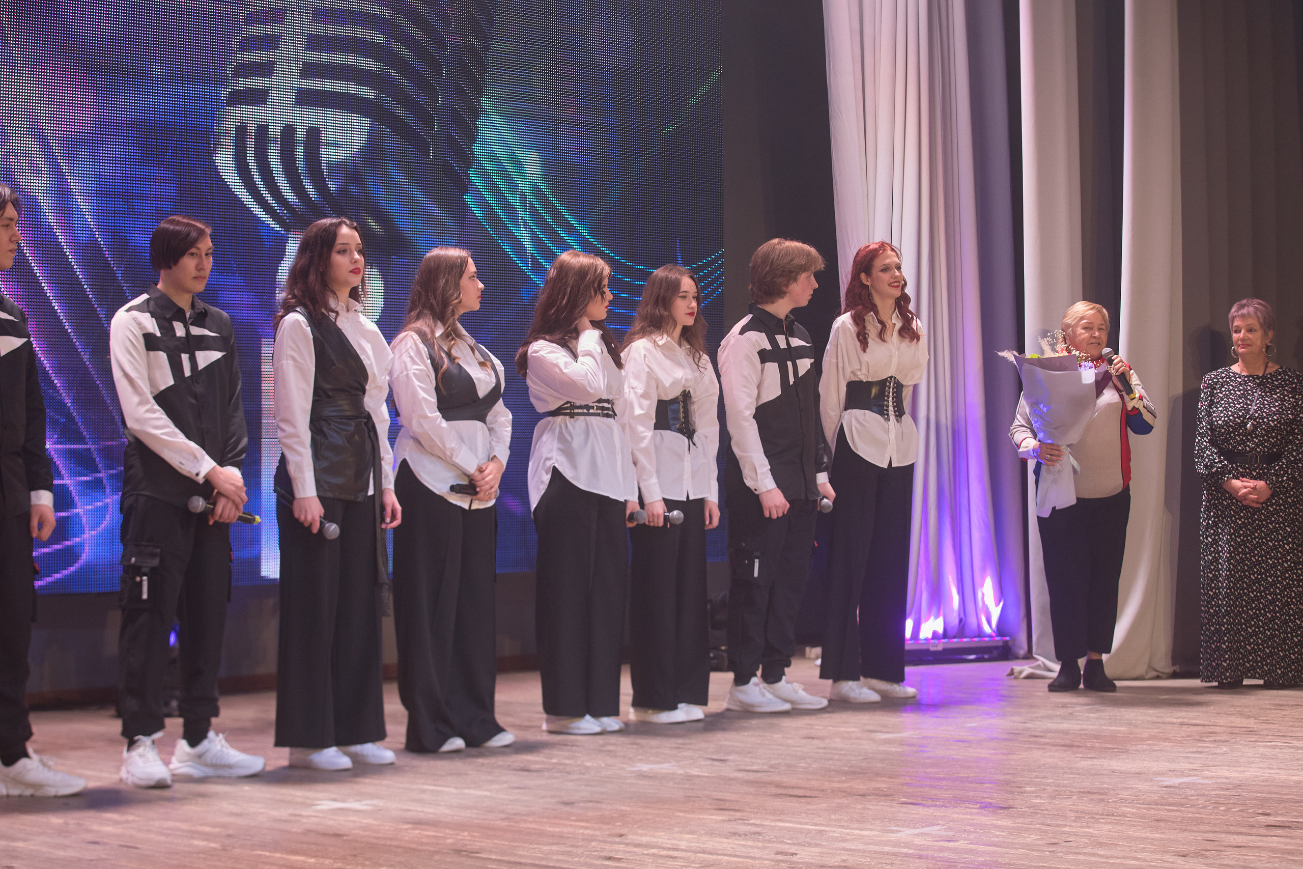 Портфолио репортажной фотосъёмки: Концерт в ДК Железнодорожников. Фотограф Яковлев Роман — Красноярск