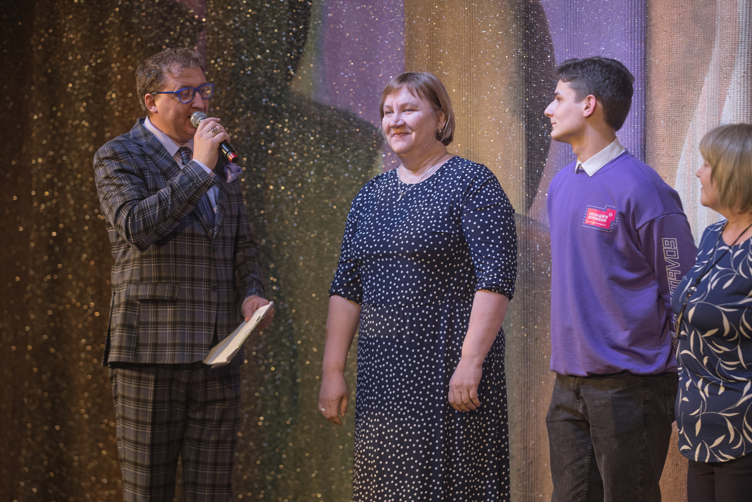 Портфолио репортажной фотосъёмки: Концерт в ДК Железнодорожников. Фотограф Яковлев Роман — Красноярск