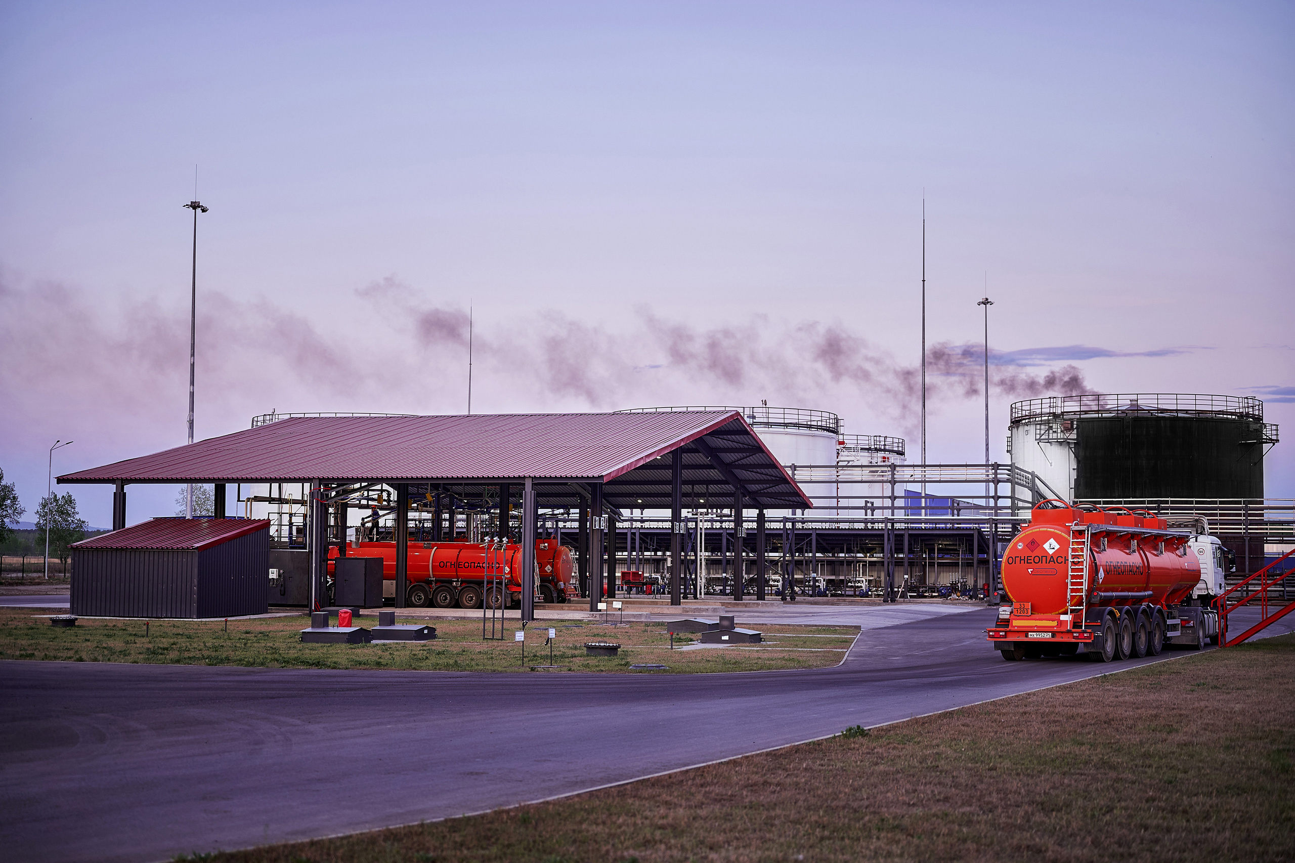 Портфолио по промышленной фотосъёмке: Поставка нефтепродуктов «РЕГИОНСНАБ». Фотограф Яковлев Роман — Красноярск
