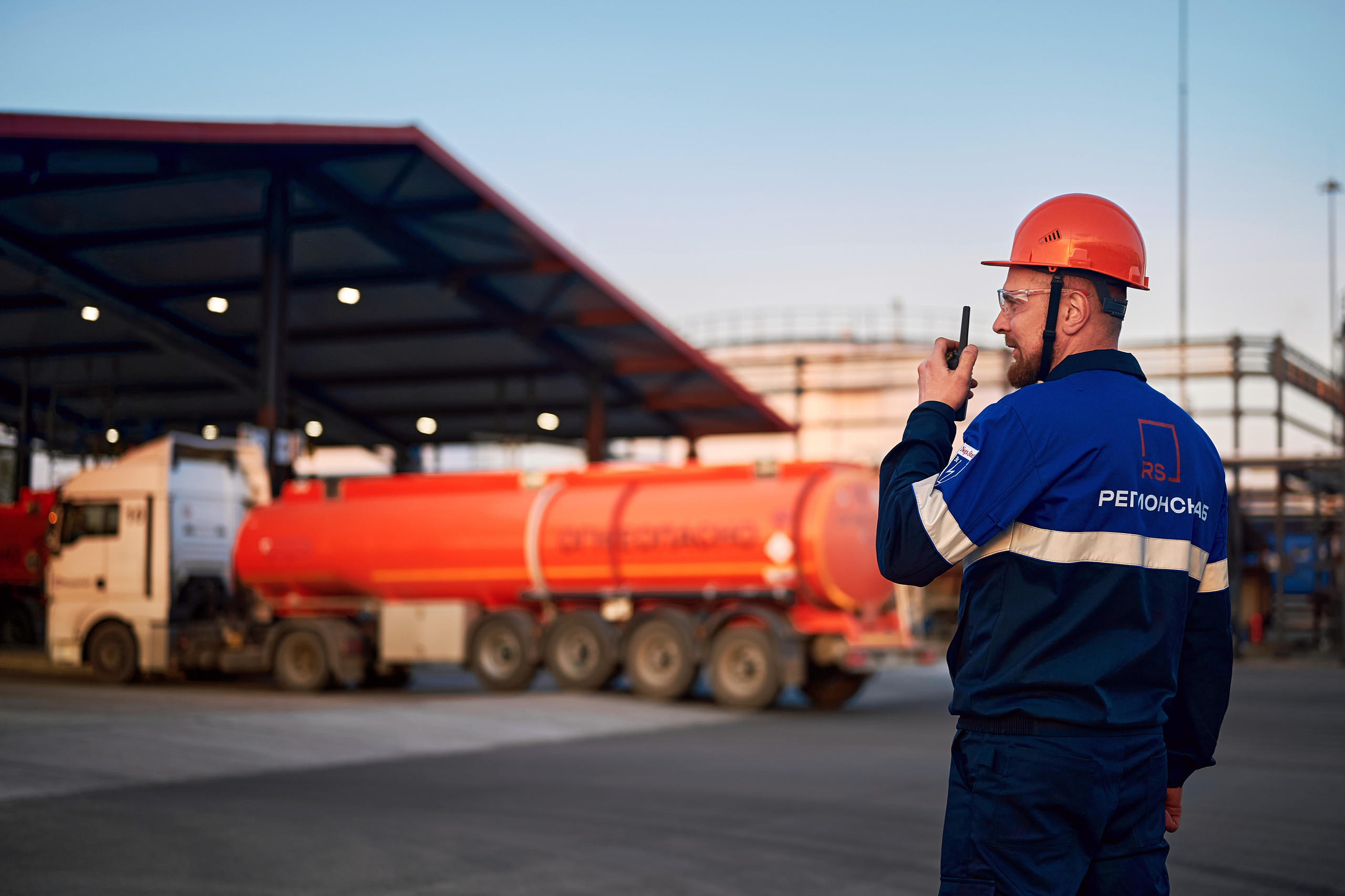 Портфолио по промышленной фотосъёмке: Поставка нефтепродуктов «РЕГИОНСНАБ». Фотограф Яковлев Роман — Красноярск