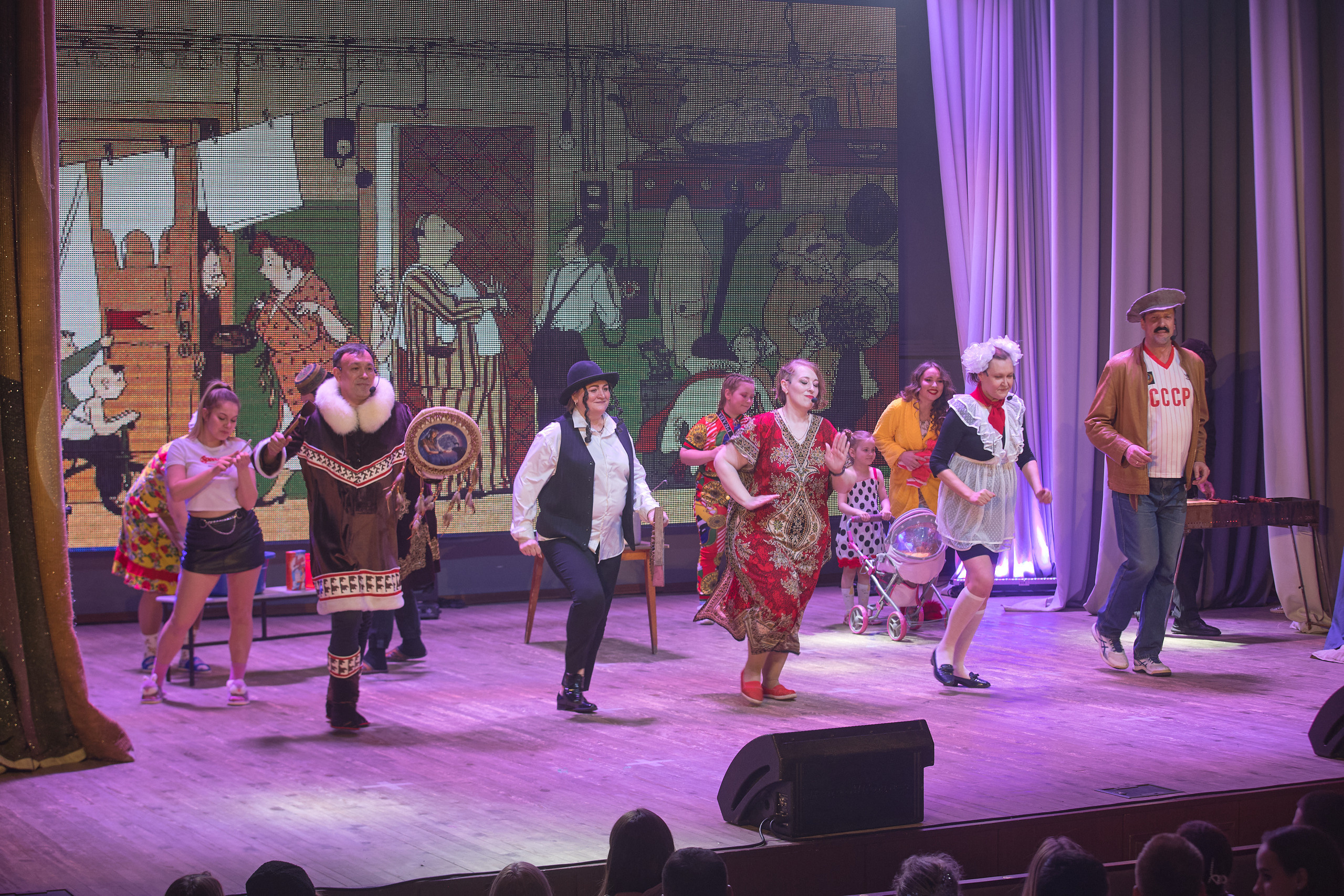 Портфолио репортажной фотосъёмки: Концерт в ДК Железнодорожников. Фотограф Яковлев Роман — Красноярск