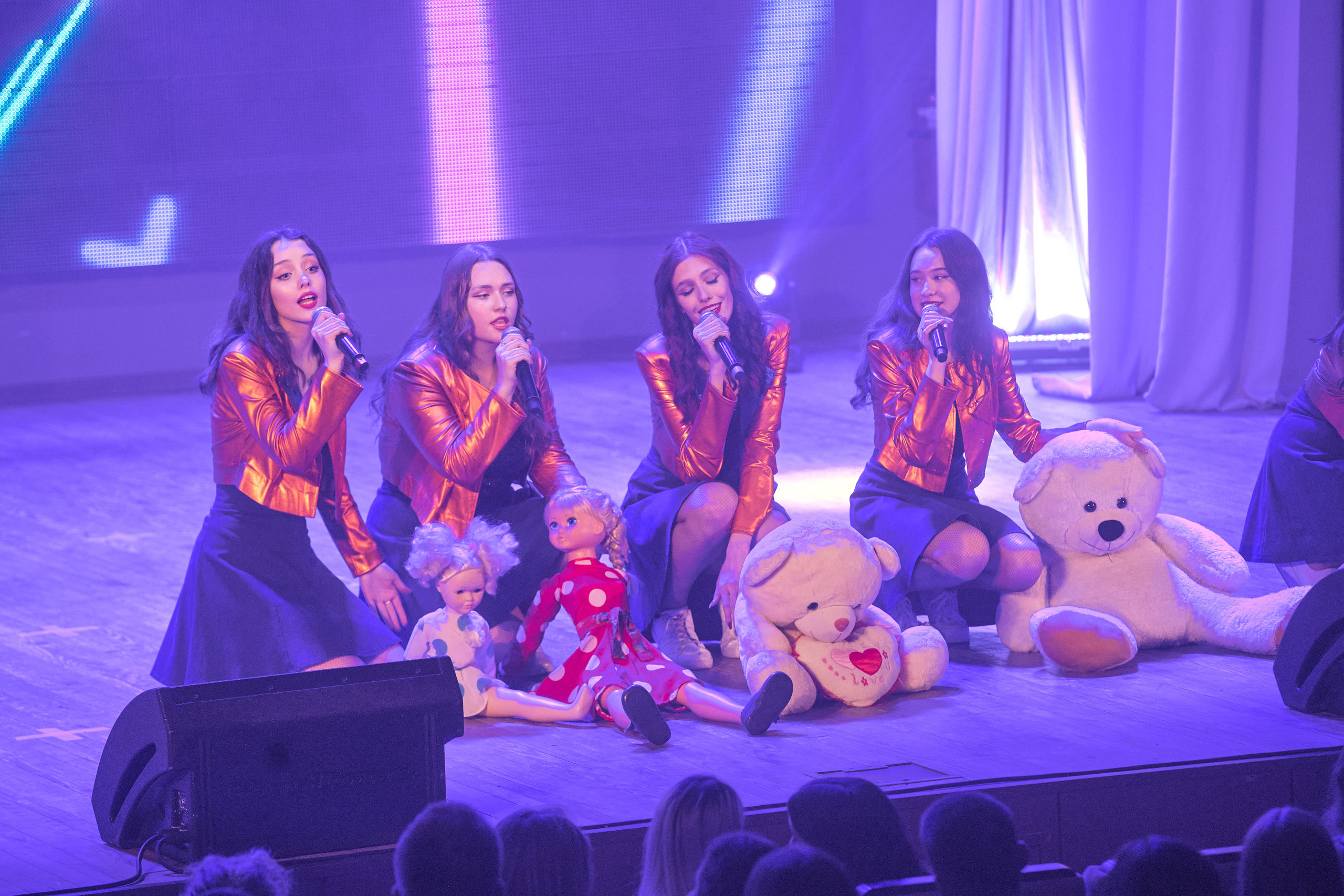 Портфолио репортажной фотосъёмки: Концерт в ДК Железнодорожников. Фотограф Яковлев Роман — Красноярск