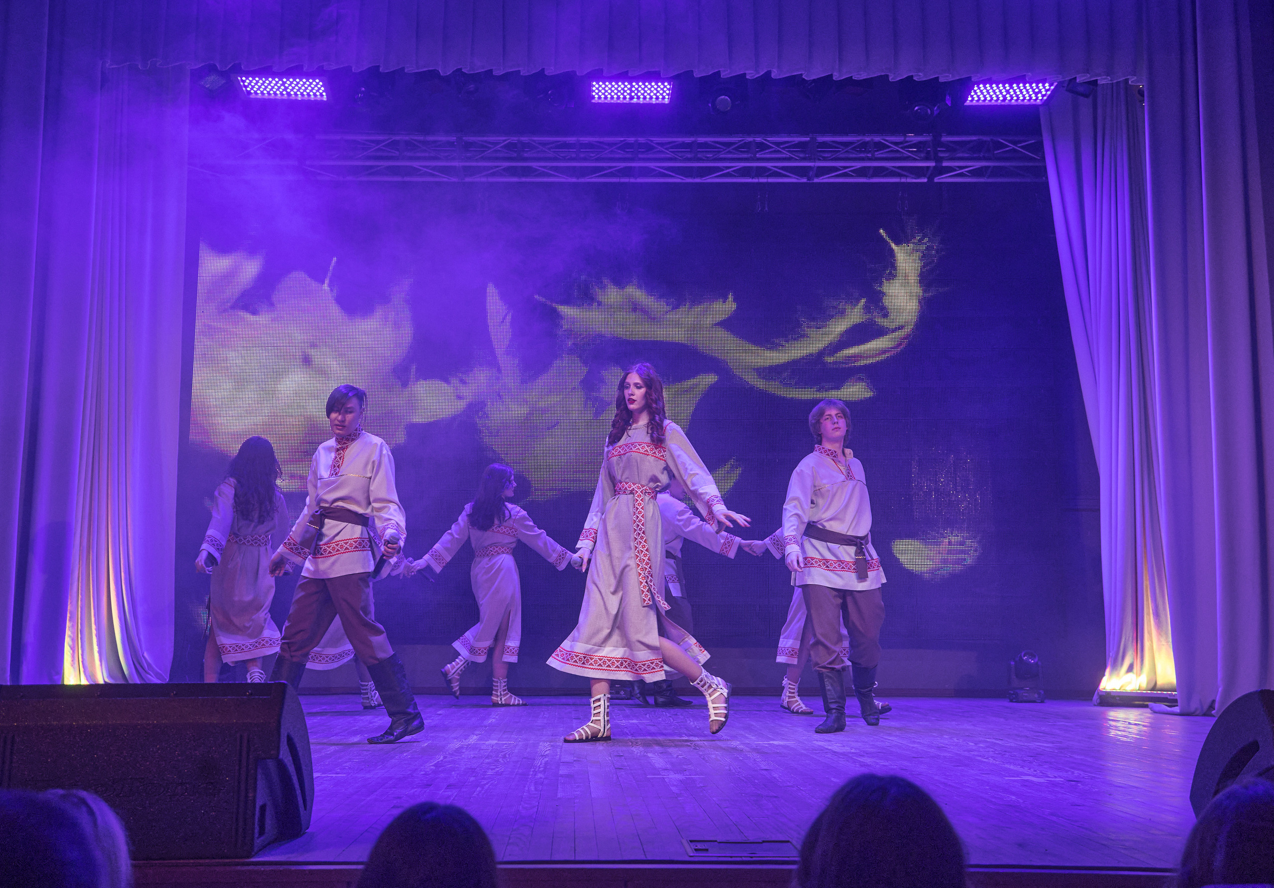 Портфолио репортажной фотосъёмки: Концерт в ДК Железнодорожников. Фотограф Яковлев Роман — Красноярск