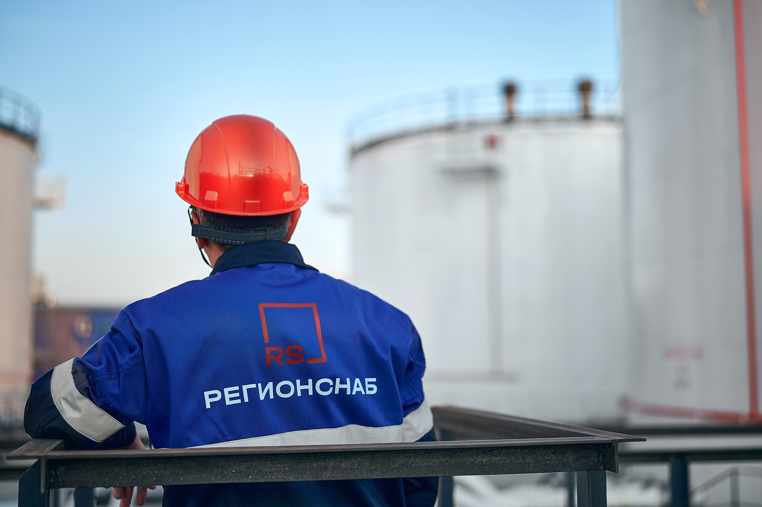 Портфолио по промышленной фотосъёмке: Поставка нефтепродуктов «РЕГИОНСНАБ». Фотограф Яковлев Роман — Красноярск