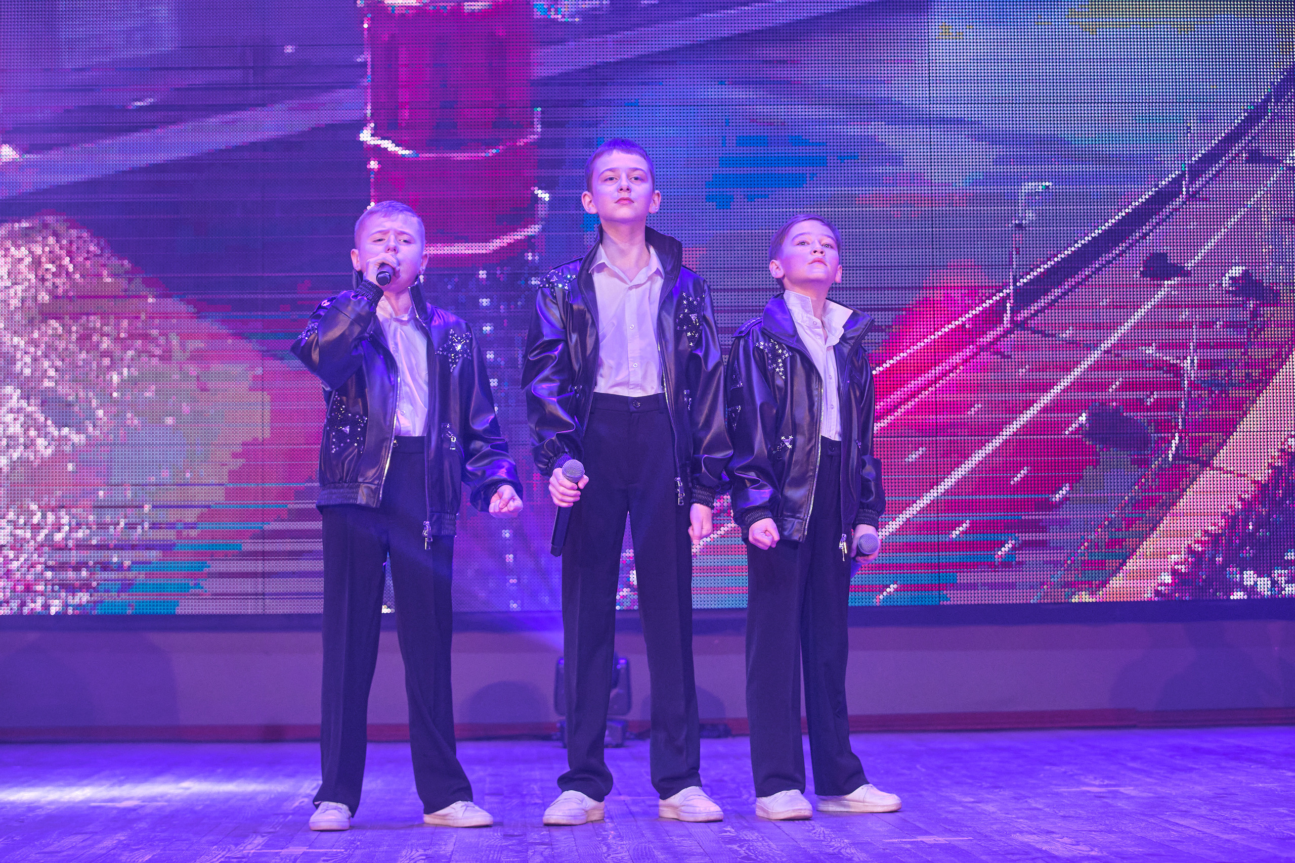 Портфолио репортажной фотосъёмки: Концерт в ДК Железнодорожников. Фотограф Яковлев Роман — Красноярск