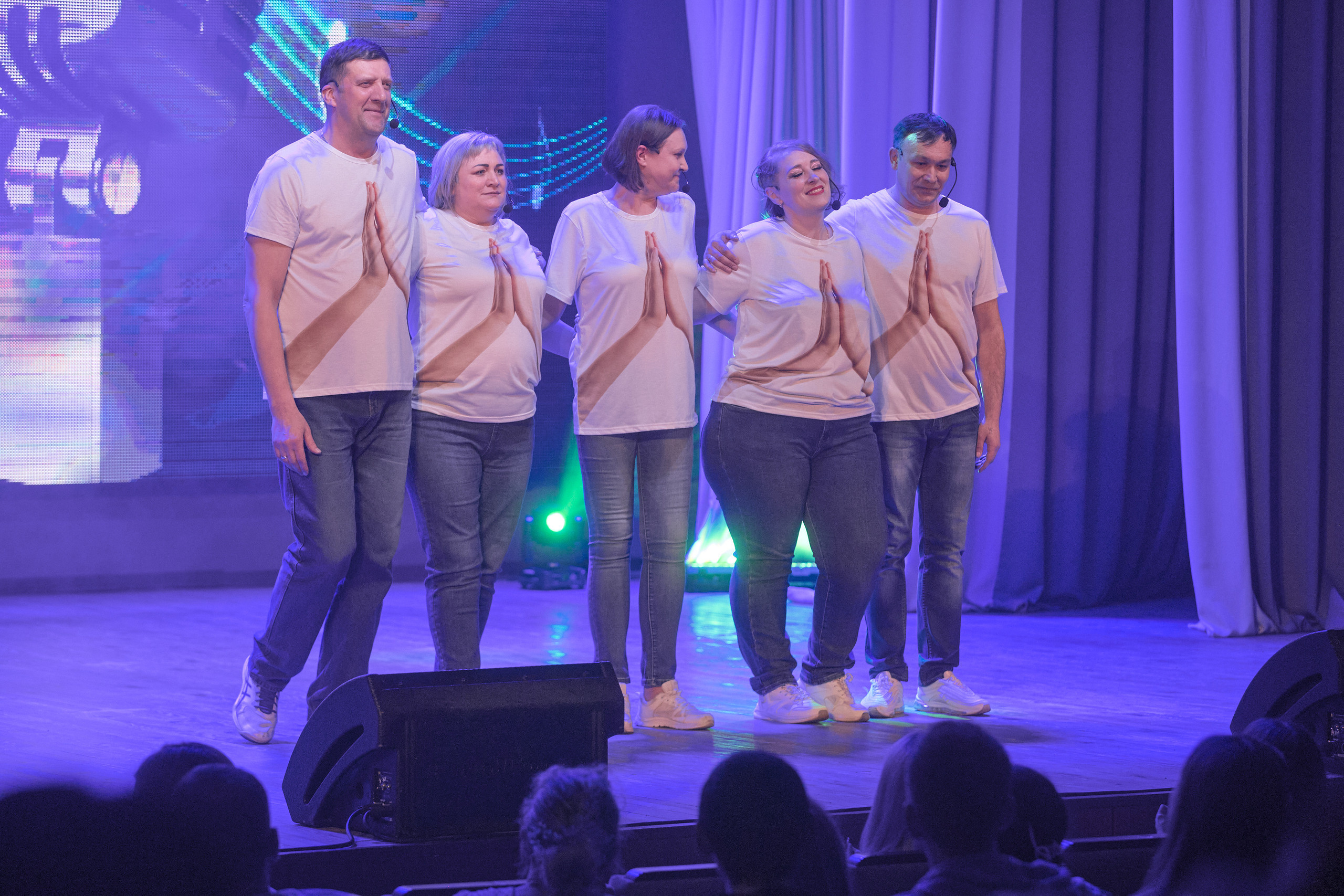 Портфолио репортажной фотосъёмки: Концерт в ДК Железнодорожников. Фотограф Яковлев Роман — Красноярск