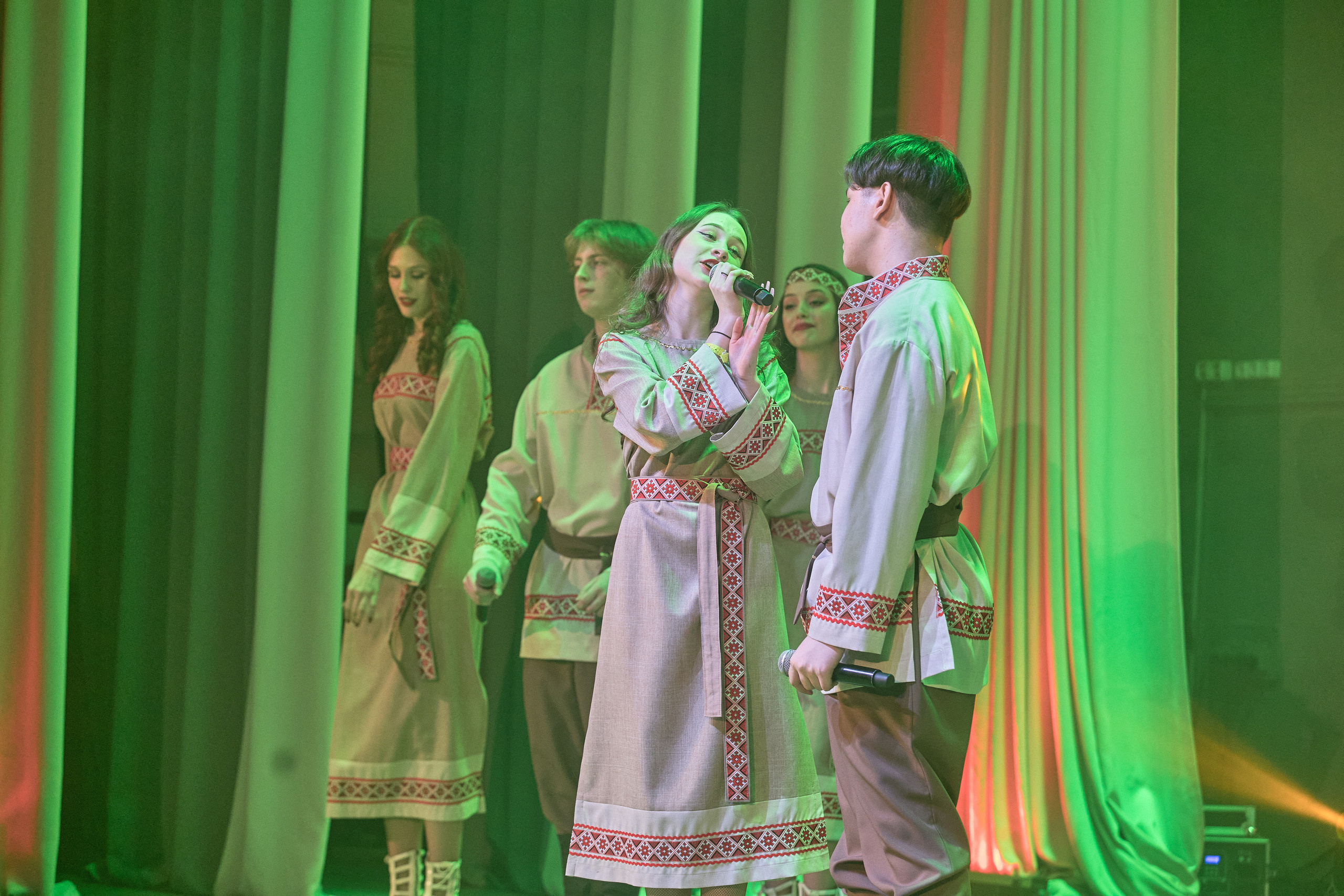 Портфолио репортажной фотосъёмки: Концерт в ДК Железнодорожников. Фотограф Яковлев Роман — Красноярск