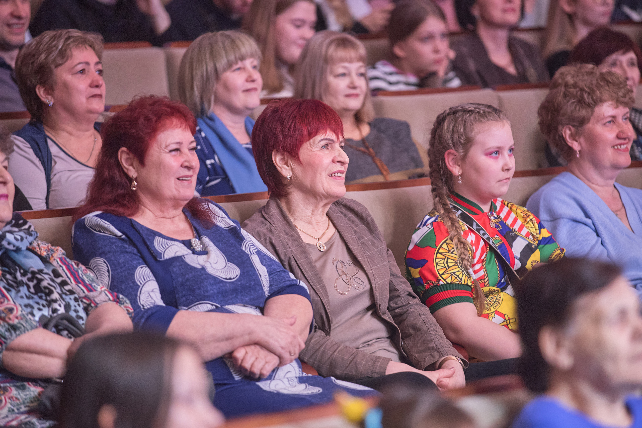 Портфолио репортажной фотосъёмки: Концерт в ДК Железнодорожников. Фотограф Яковлев Роман — Красноярск