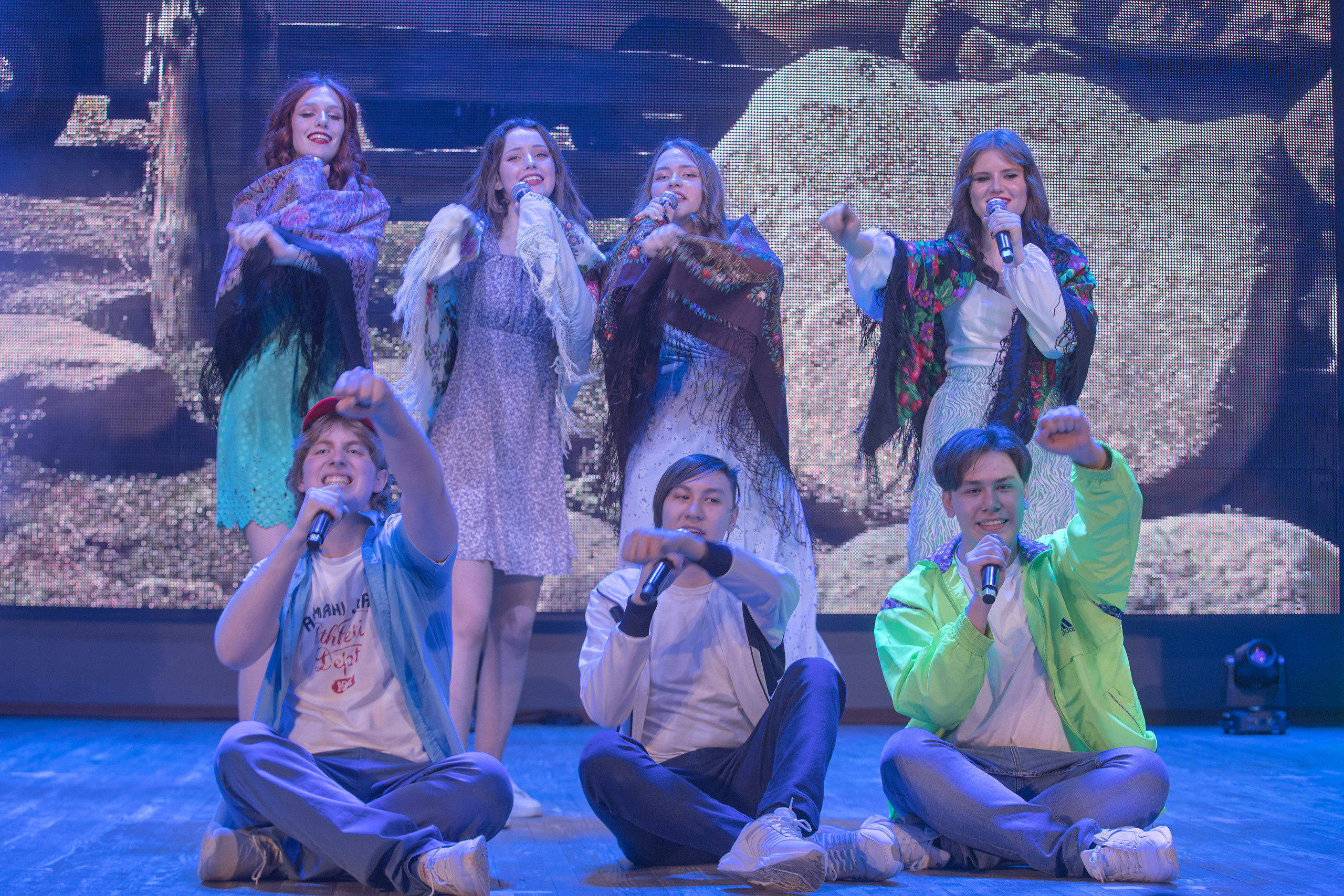 Портфолио репортажной фотосъёмки: Концерт в ДК Железнодорожников. Фотограф Яковлев Роман — Красноярск