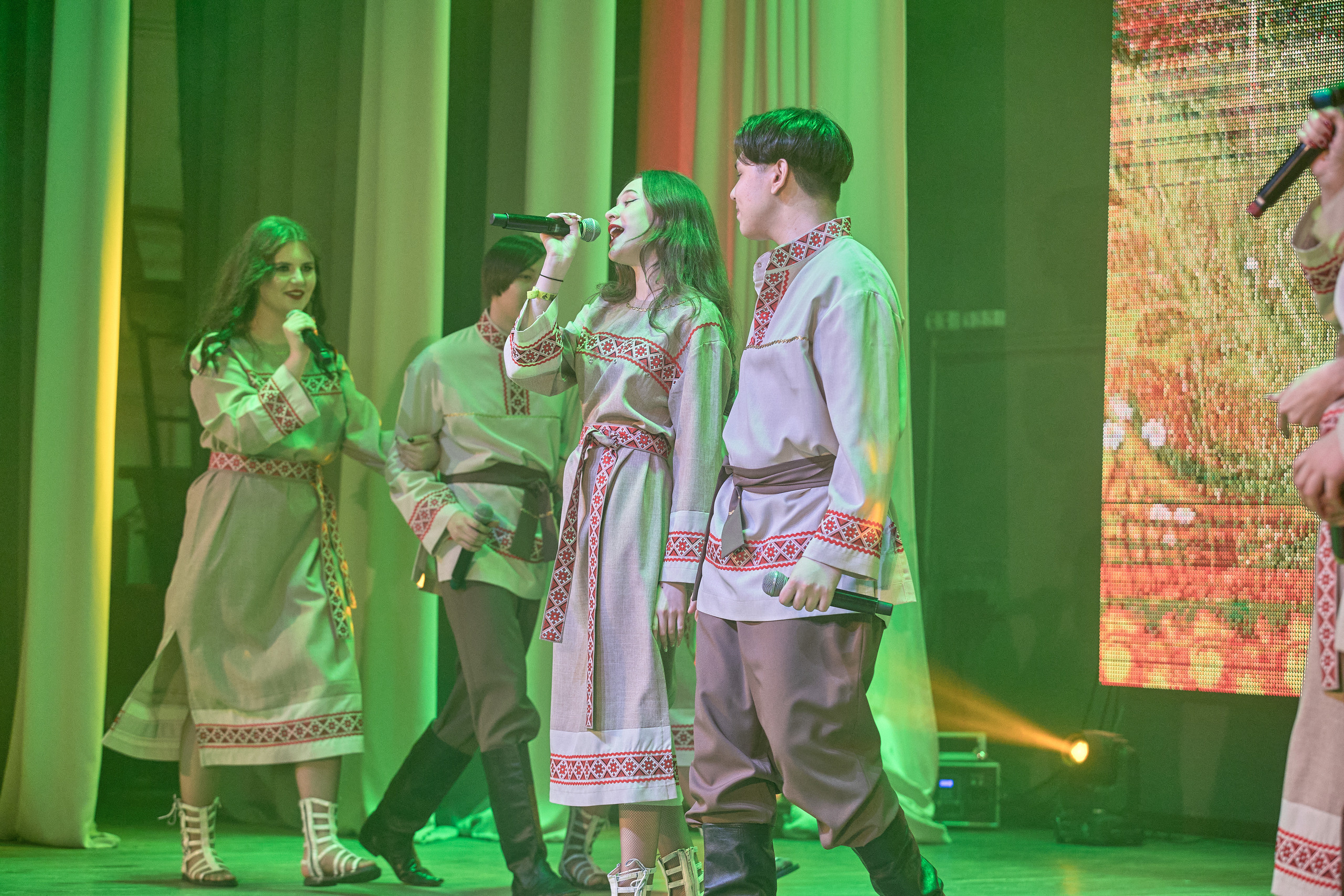 Портфолио репортажной фотосъёмки: Концерт в ДК Железнодорожников. Фотограф Яковлев Роман — Красноярск