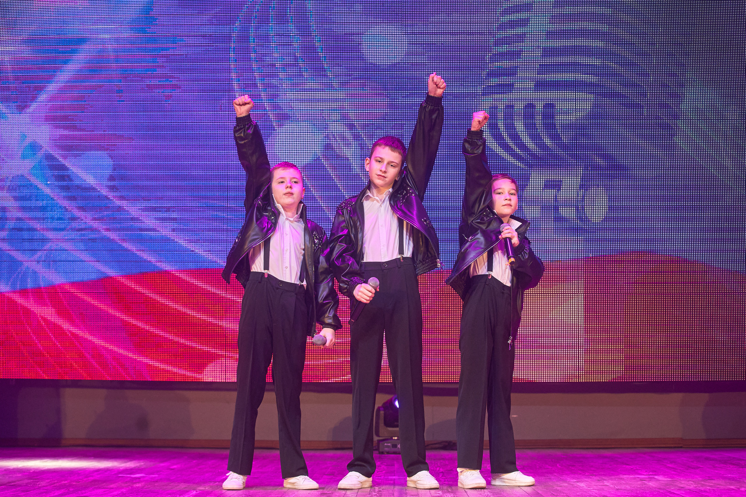 Портфолио репортажной фотосъёмки: Концерт в ДК Железнодорожников. Фотограф Яковлев Роман — Красноярск