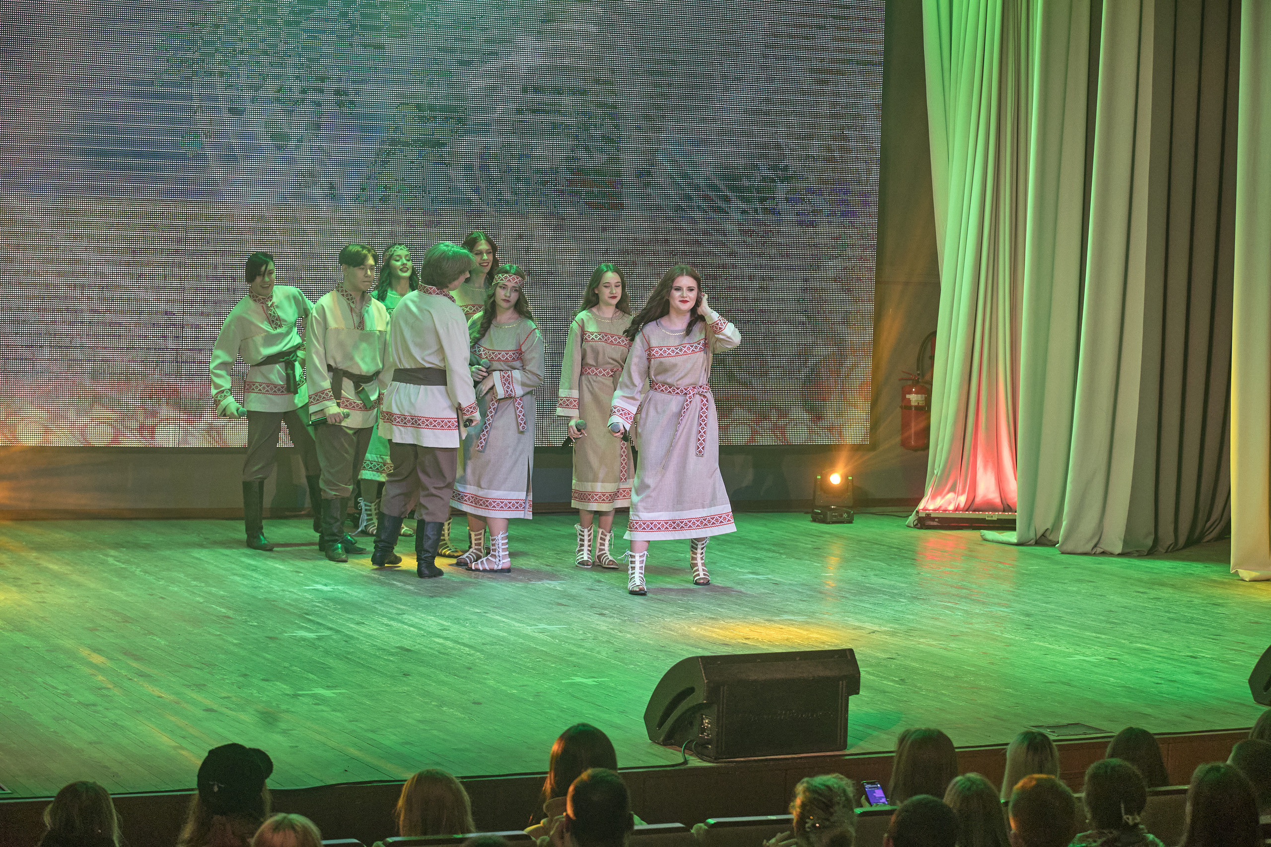 Портфолио репортажной фотосъёмки: Концерт в ДК Железнодорожников. Фотограф Яковлев Роман — Красноярск