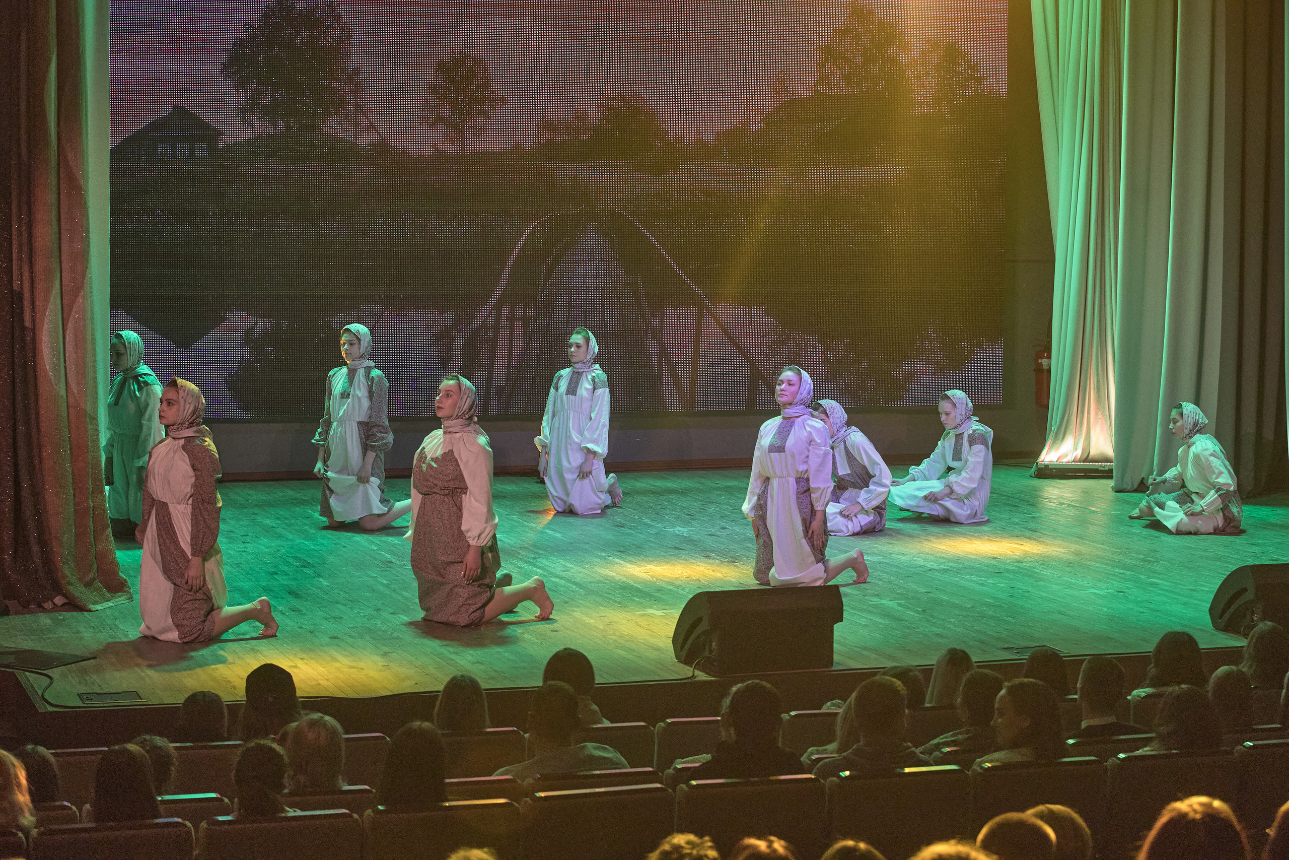 Портфолио репортажной фотосъёмки: Концерт в ДК Железнодорожников. Фотограф Яковлев Роман — Красноярск