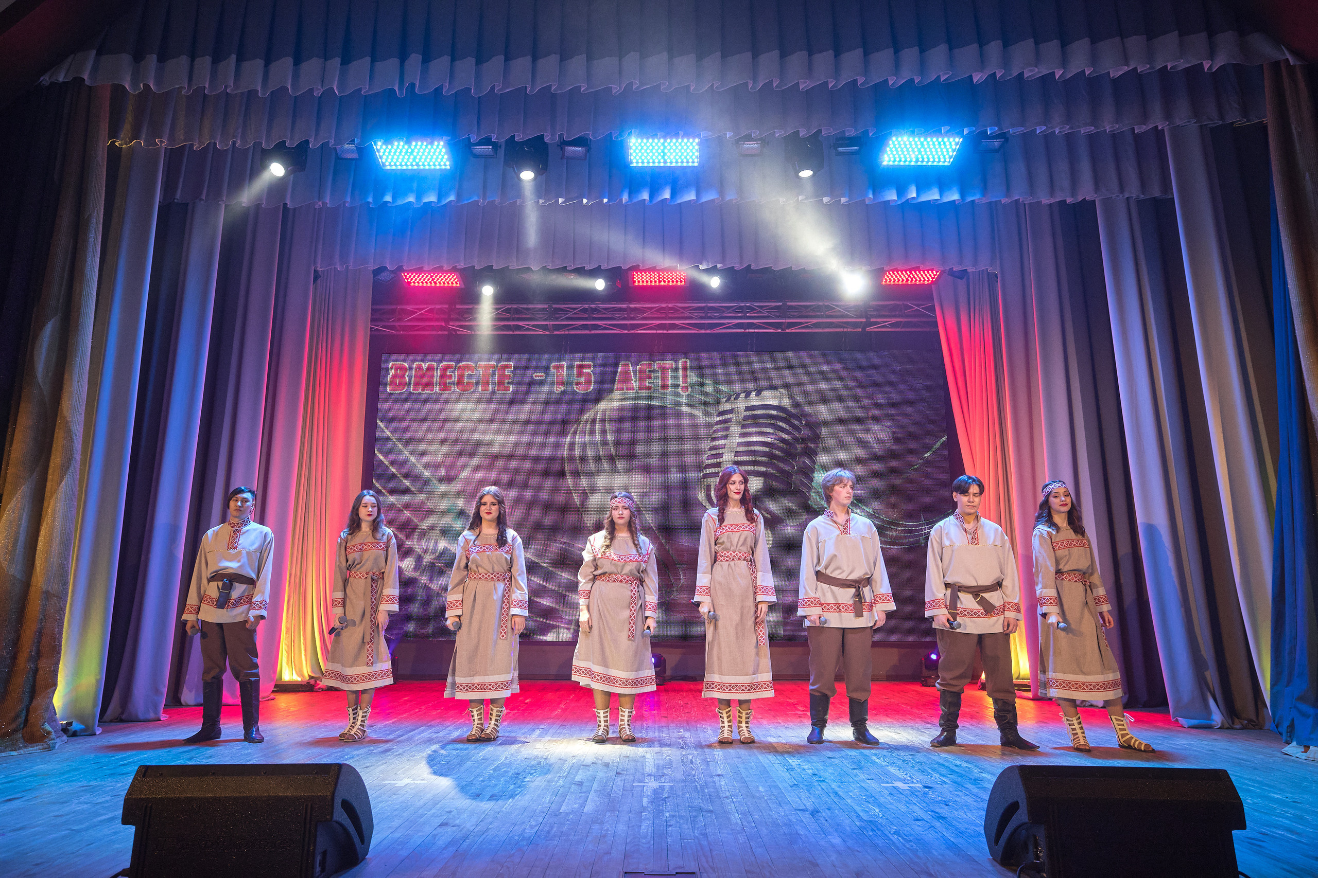 Портфолио репортажной фотосъёмки: Концерт в ДК Железнодорожников. Фотограф Яковлев Роман — Красноярск