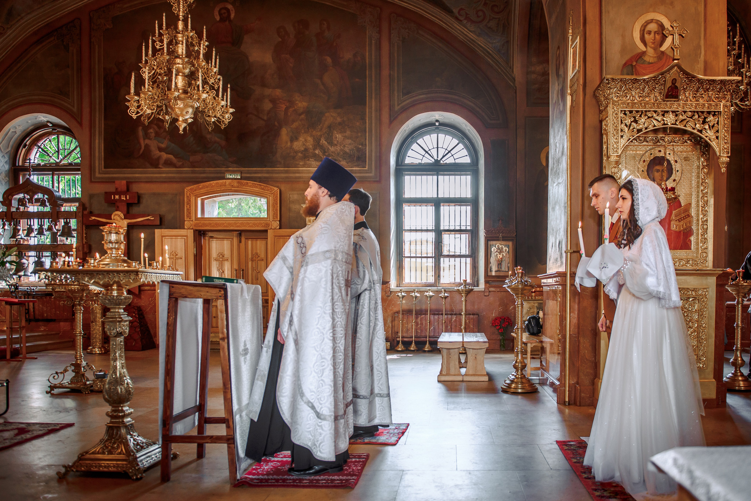 Венчание в Храме Бориса и Глеба в Дегунино. Свадебный и семейный фотограф в Москве Юлия Винник