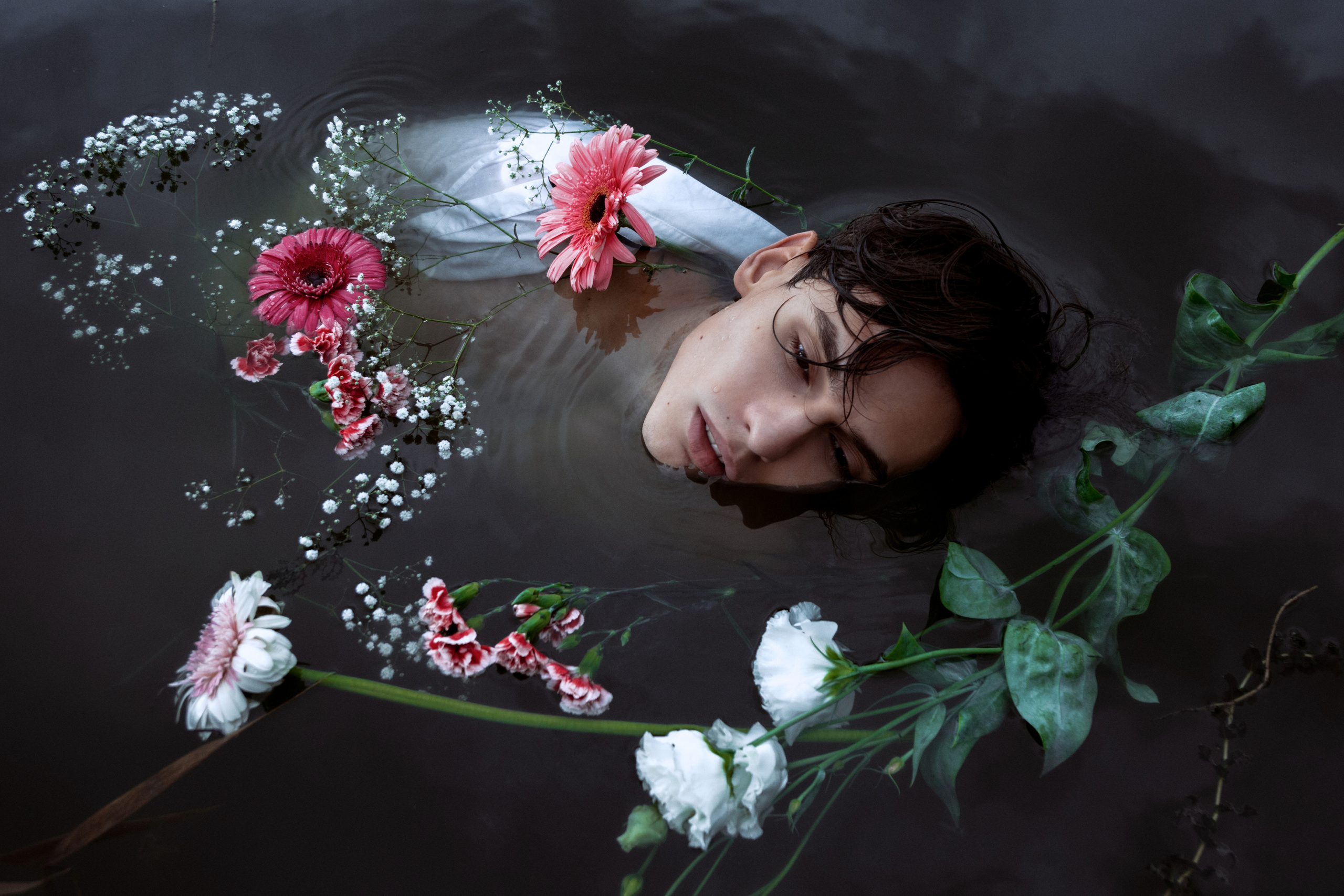 Lotos. Portraiture & lifestyle photographer in Dubai/Almaty, Olga Chernyak