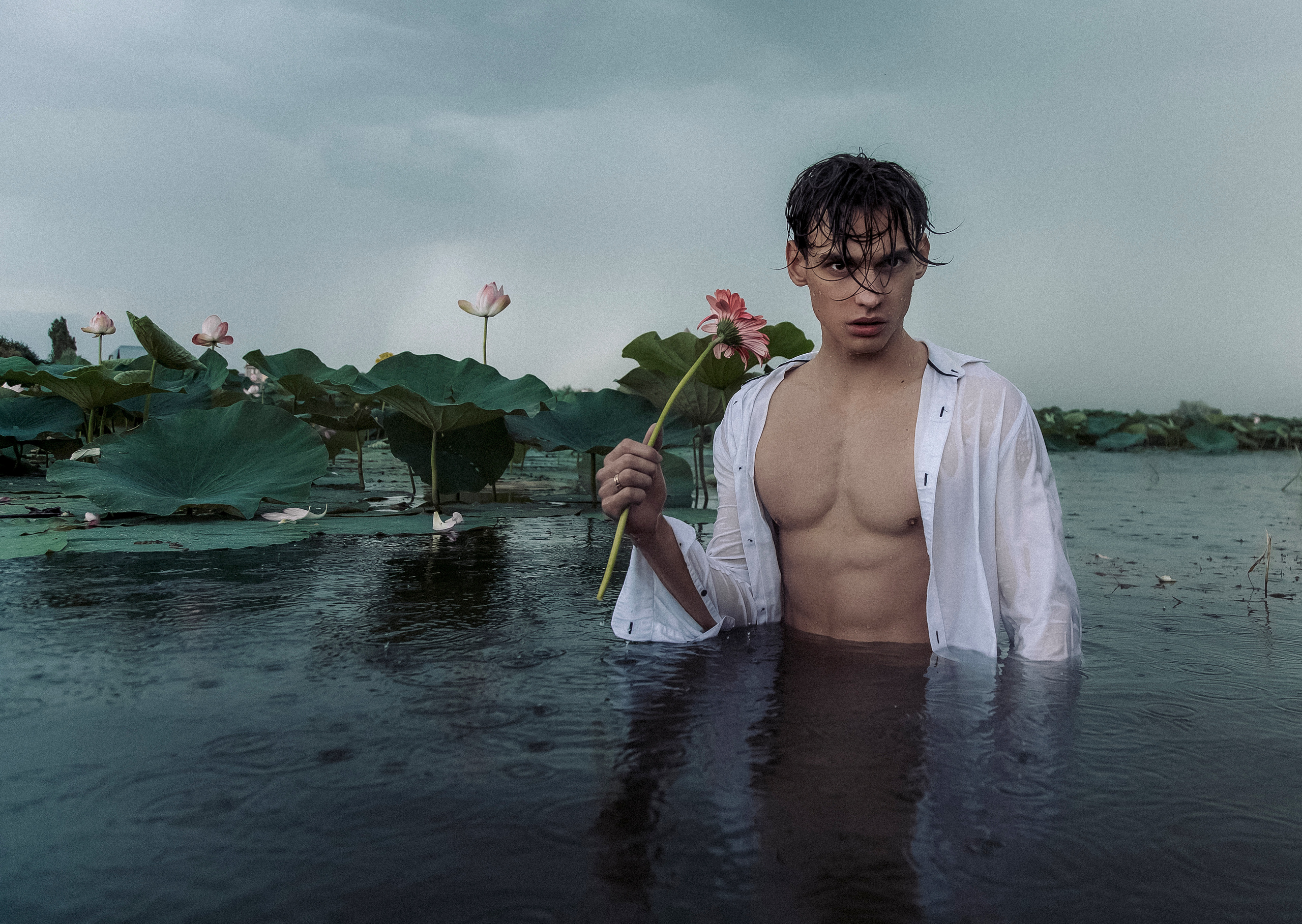 Lotos. Portraiture & lifestyle photographer in Dubai/Almaty, Olga Chernyak