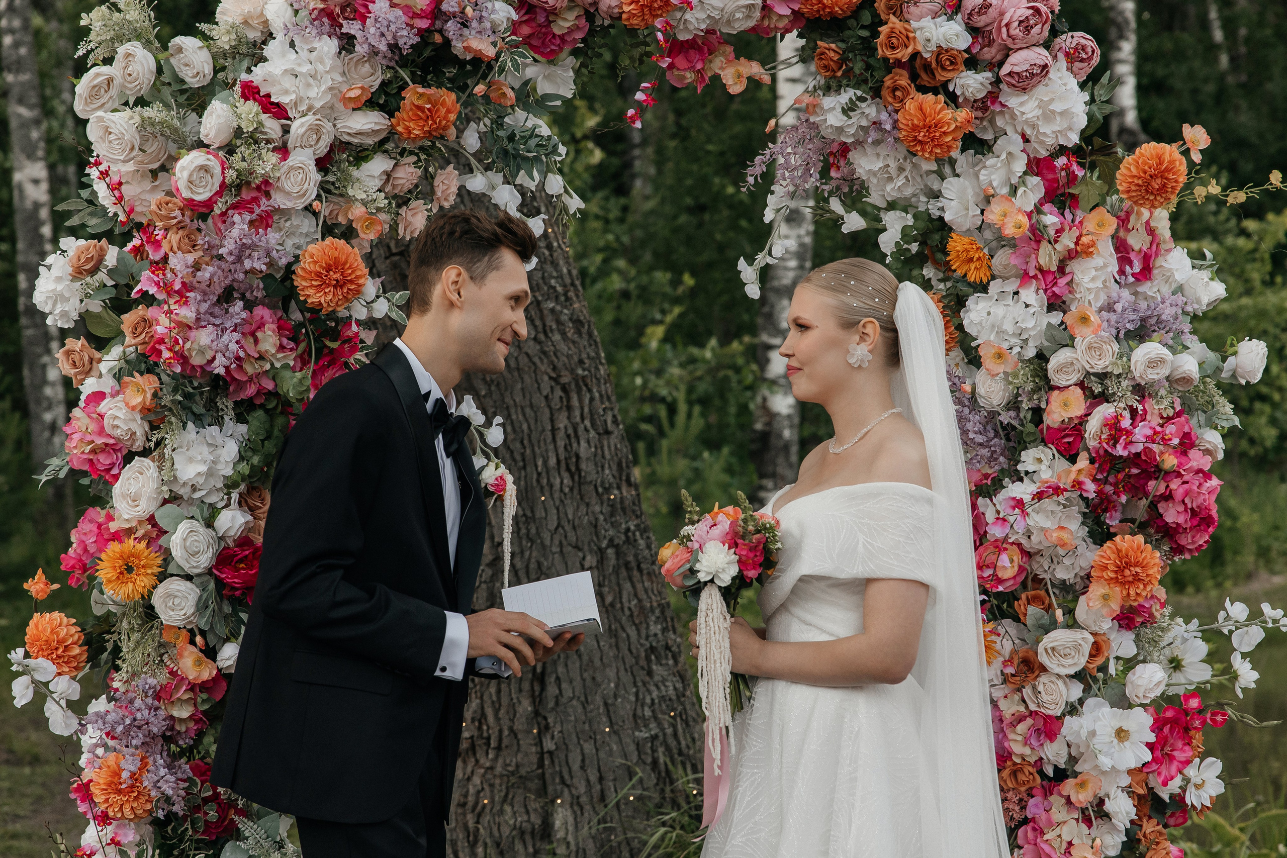 Выездная церемония на свадебной площадке house for wedding Дом у озера