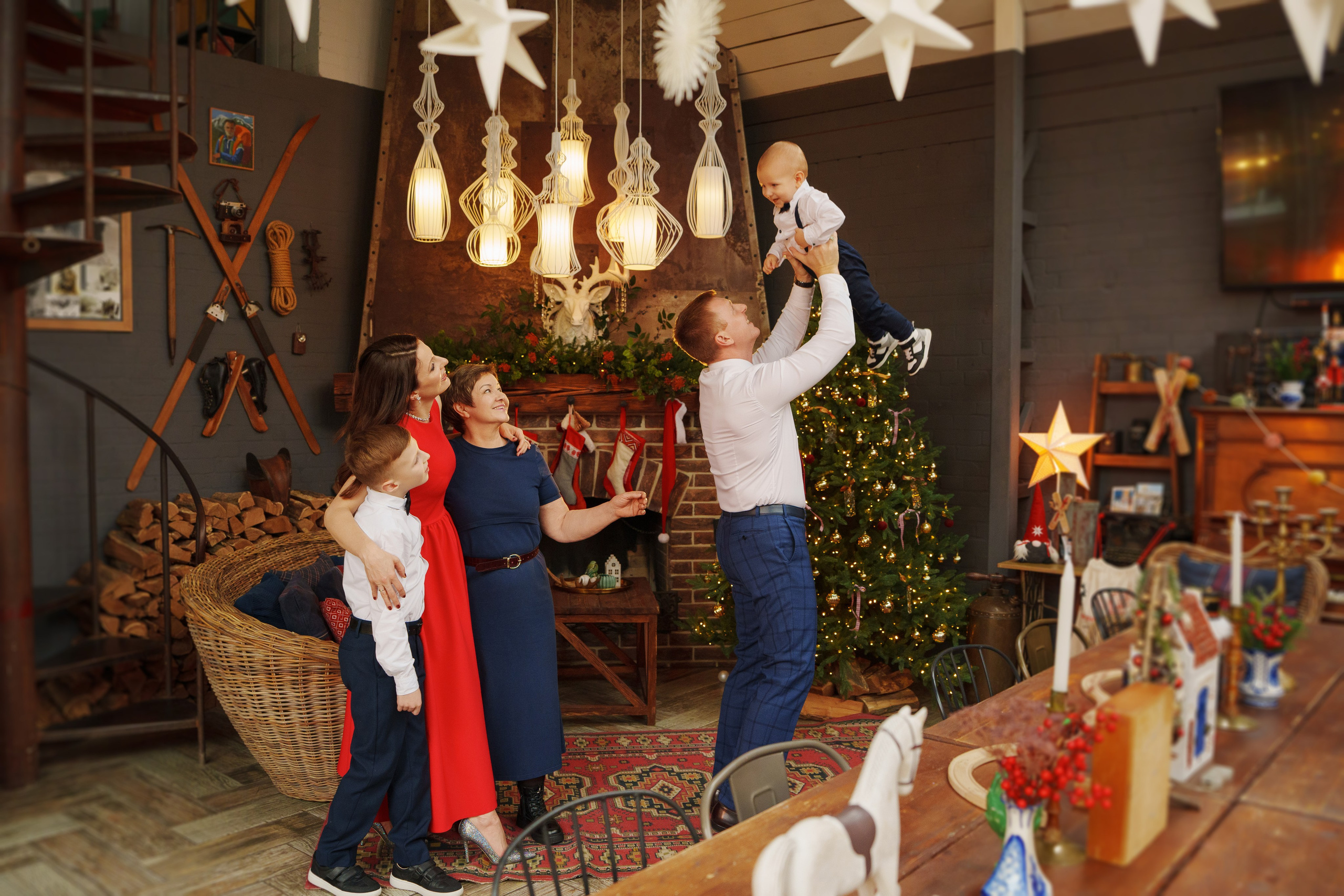 Лучшие фотостудии Ростова-на-Дону для новогодней фотосессии | Обзор с фото и видео. Свадебный и семейный фотограф в Ростове-на-Дону. Андрей Сайфутдинов