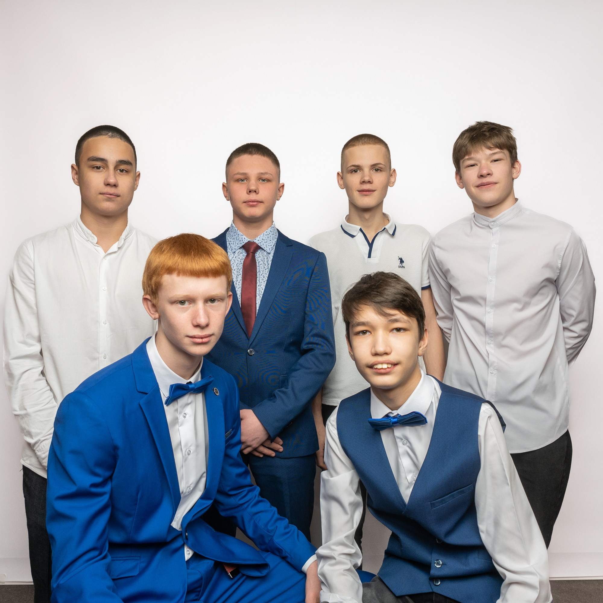 Старшая школа. Современный выпускной альбом