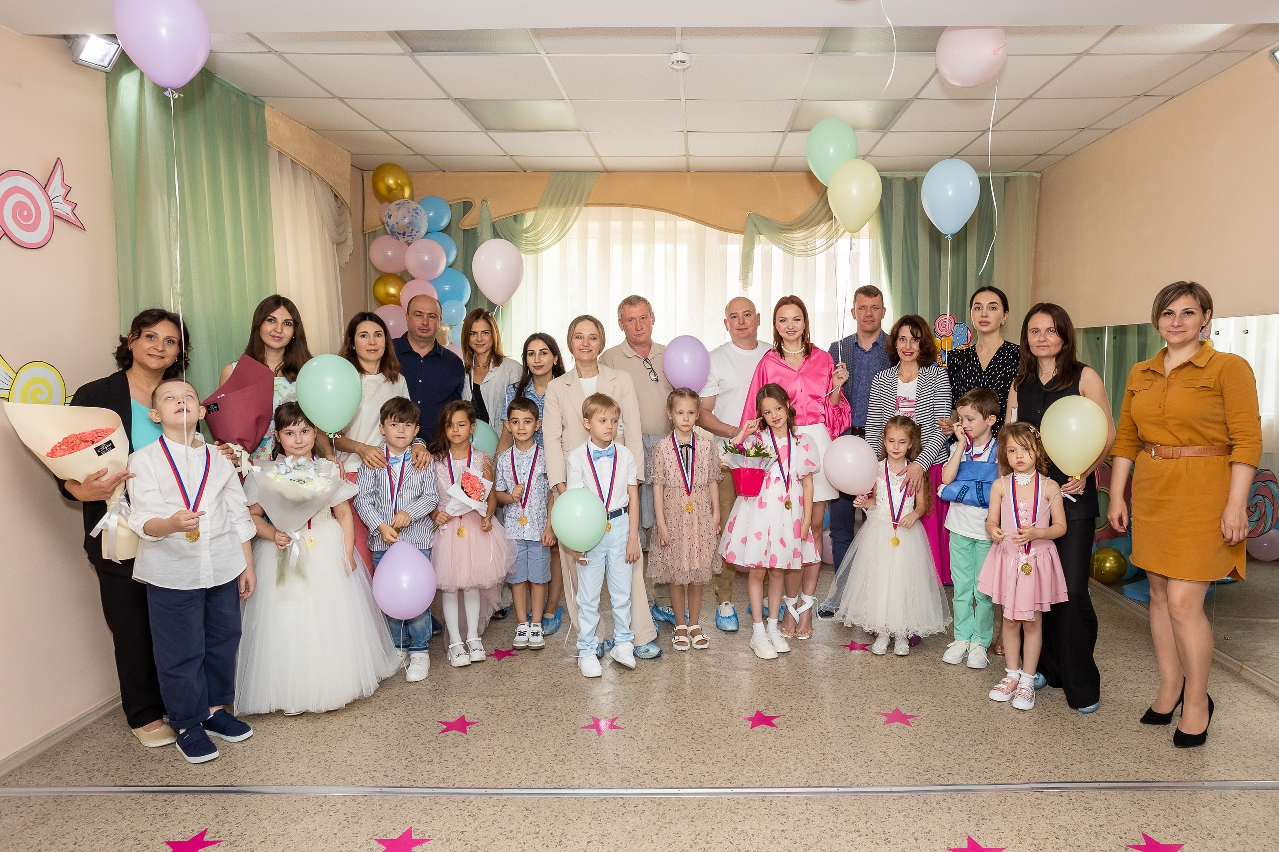 Выпускной Детский сад, 2 часа, 8000. Выпускные альбомы Майкоп, Краснодар Елена Золотарева