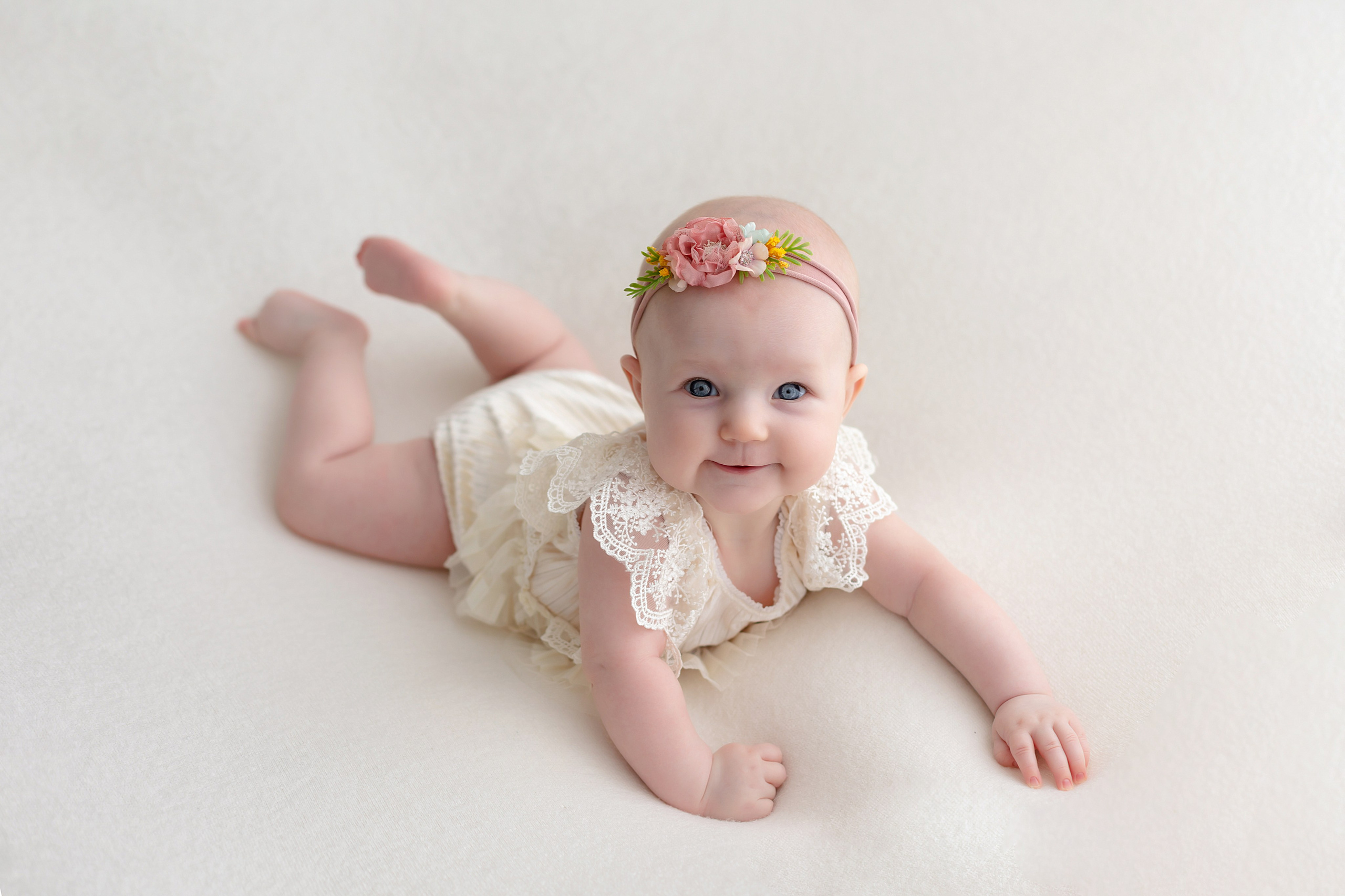 Малыши до года. Фотограф новорожденных в Тюмени