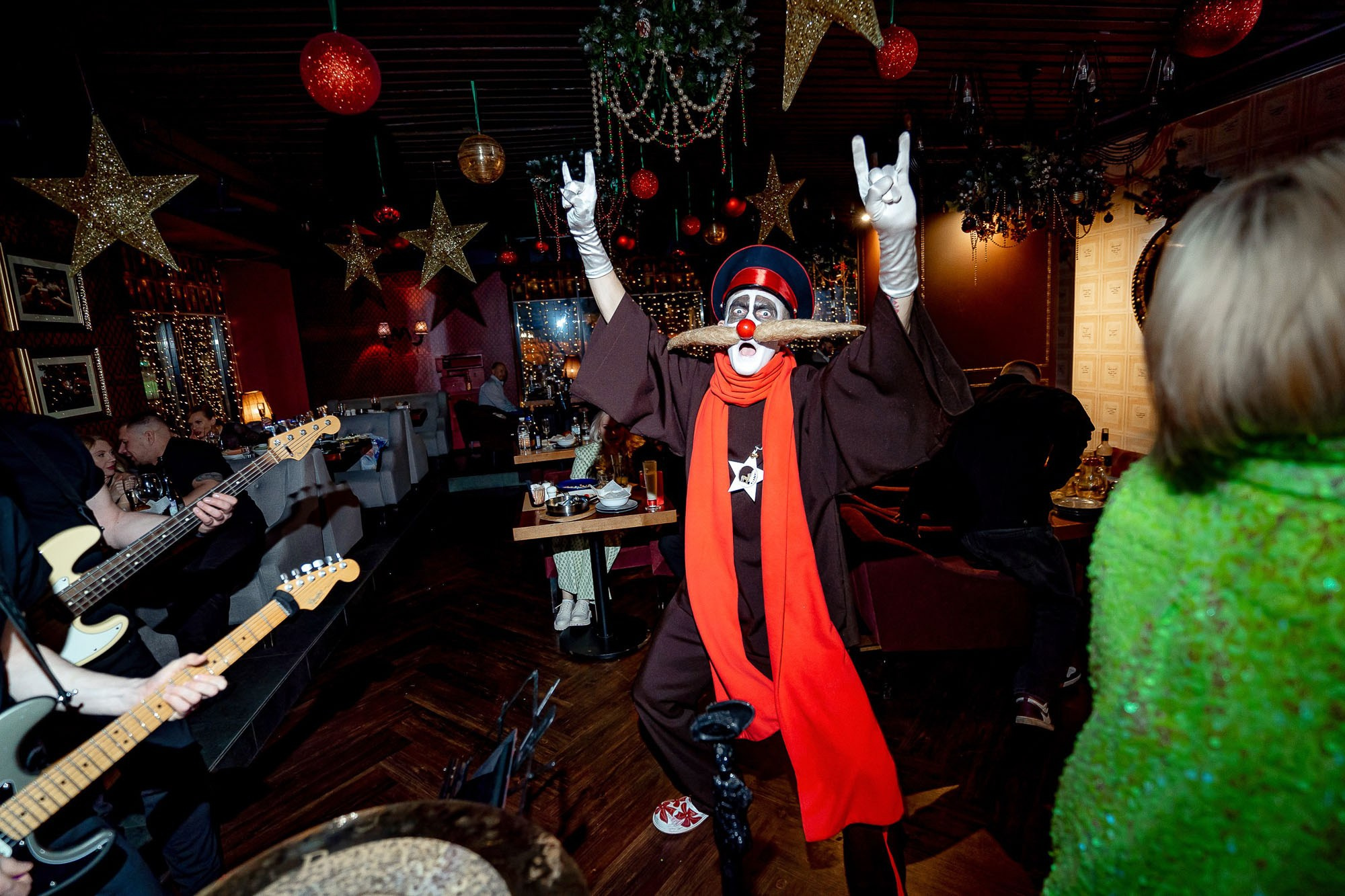 Новый год 2024 в Peoples. Сергей Кошкин. Репортажная и ивент-фотография в Сургуте