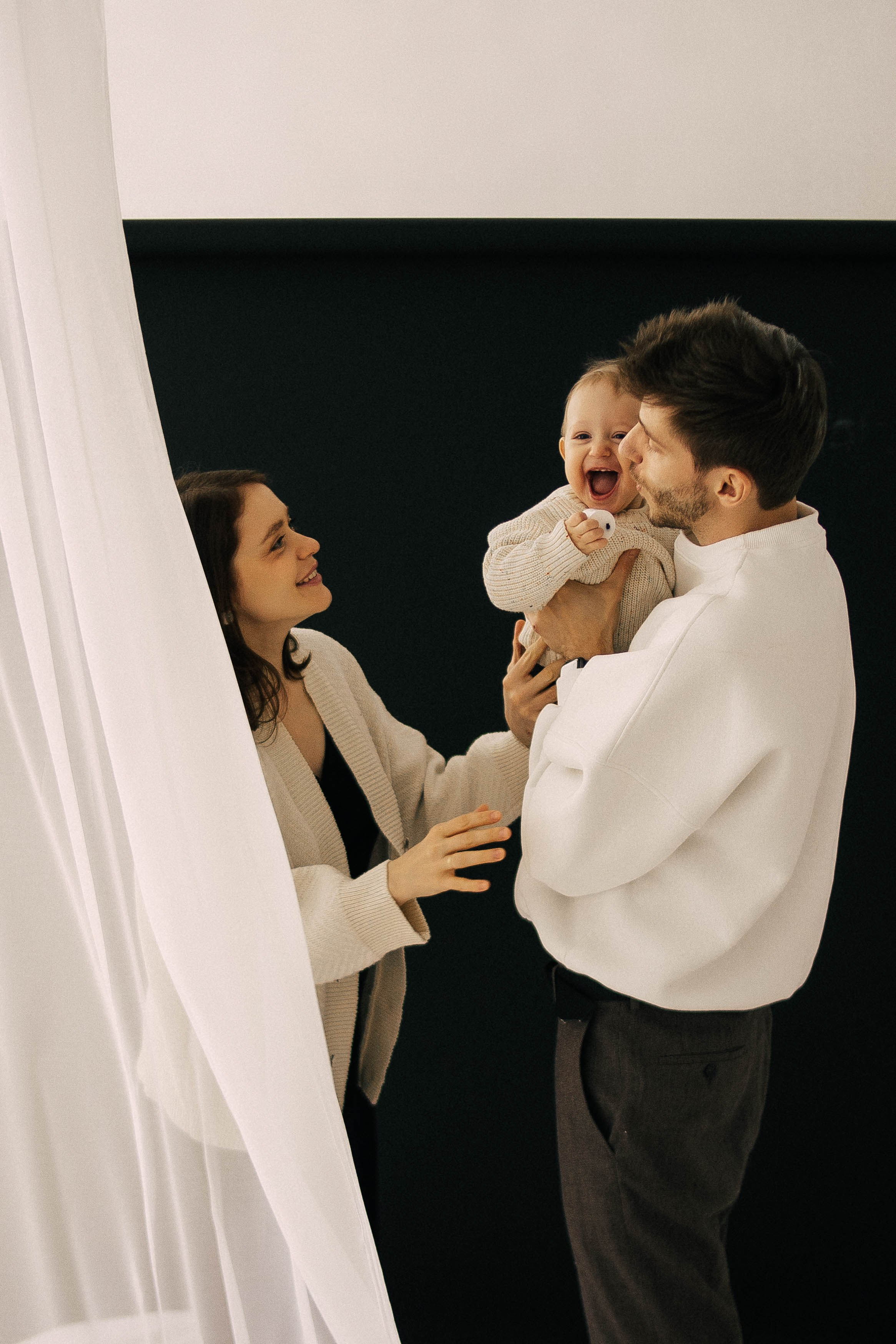 Аня, Сережа и Лешенька. Главная