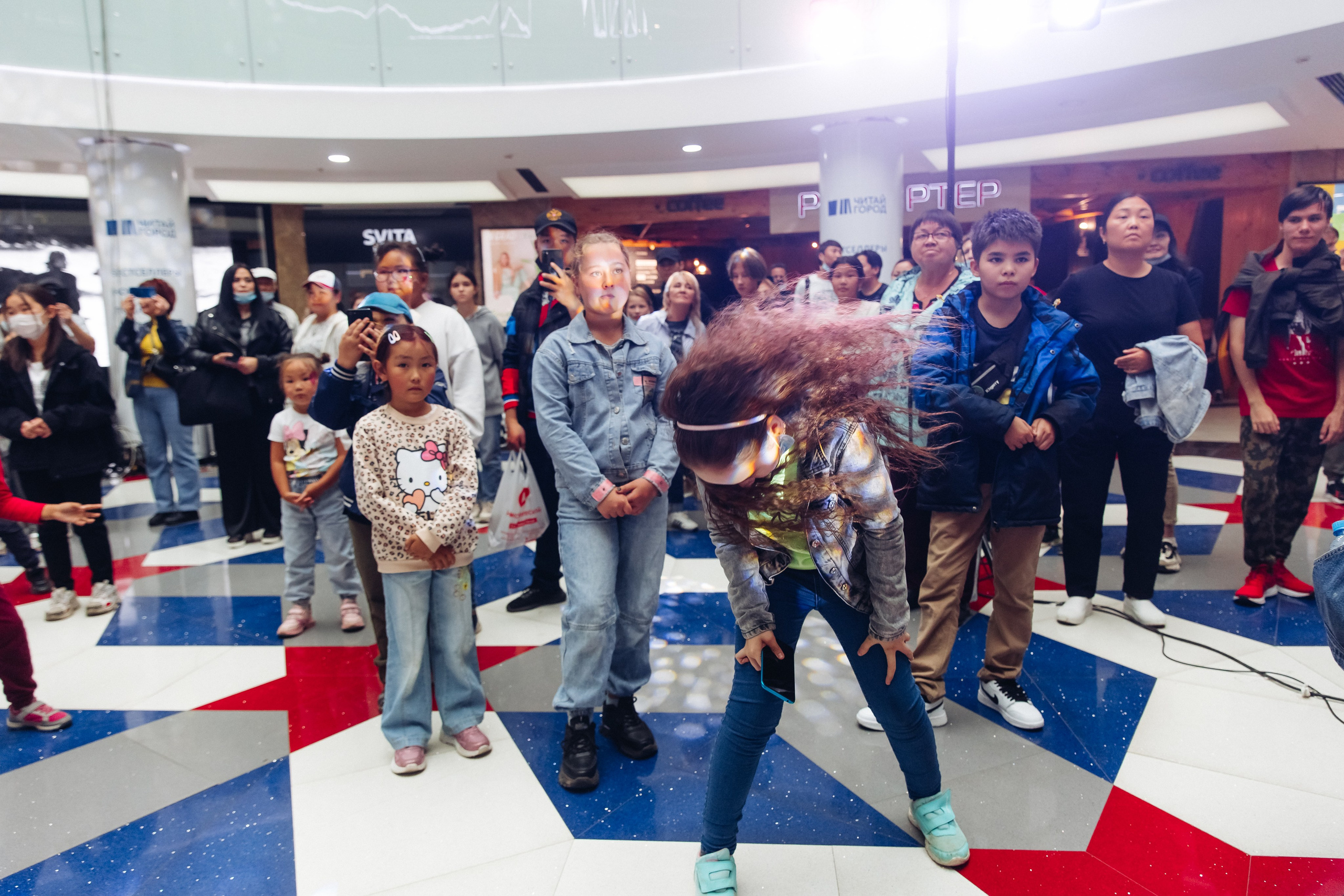 5 лет ТЦ Форум. Свадебный и семейный фотограф в Улан-Удэ