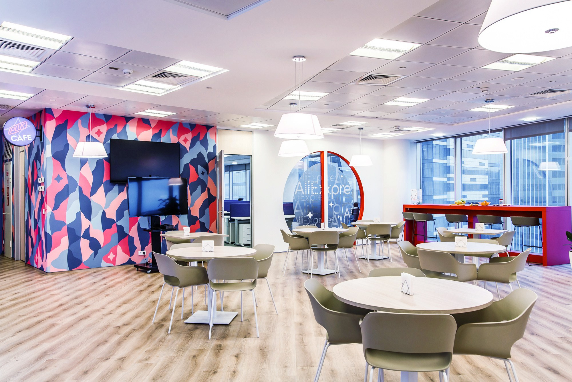 Aliexpress. Photographer Ksenia Kolesnikova. Interior, Product, and Portrait Photography in Moscow