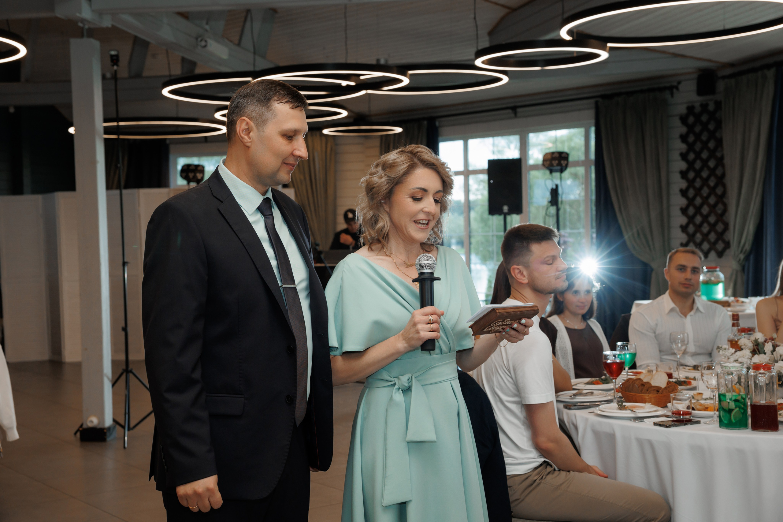 Регистрация в отеле Fish Point, ЗАГС Бутово, прогулка в Остафьево. Свадебный и репортажный фотограф (Москва, Королев и другие)