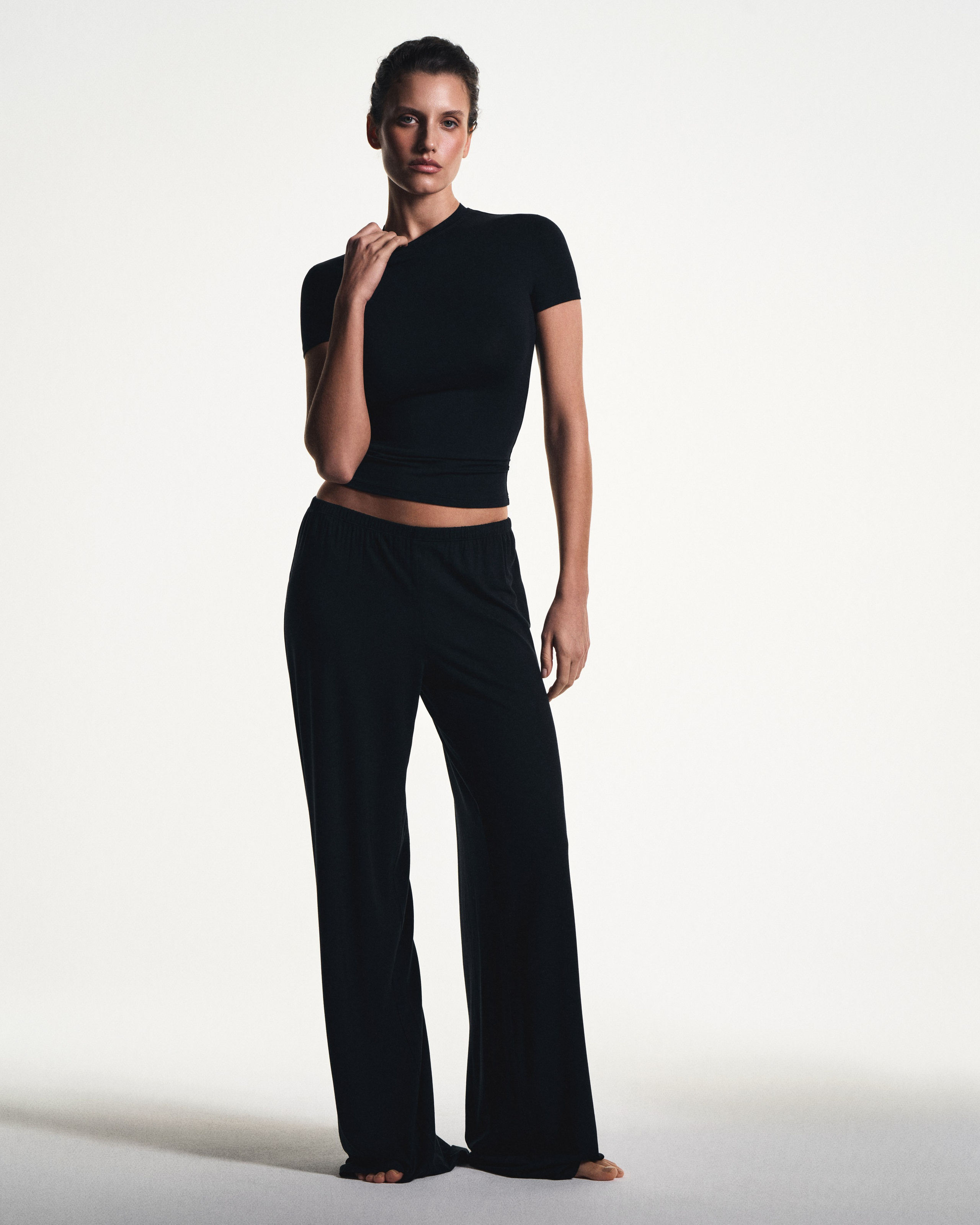 ANIMAVESTRA lookbook. Nadezhda Diskant is a Moscow and Saint Petersburg based photographer