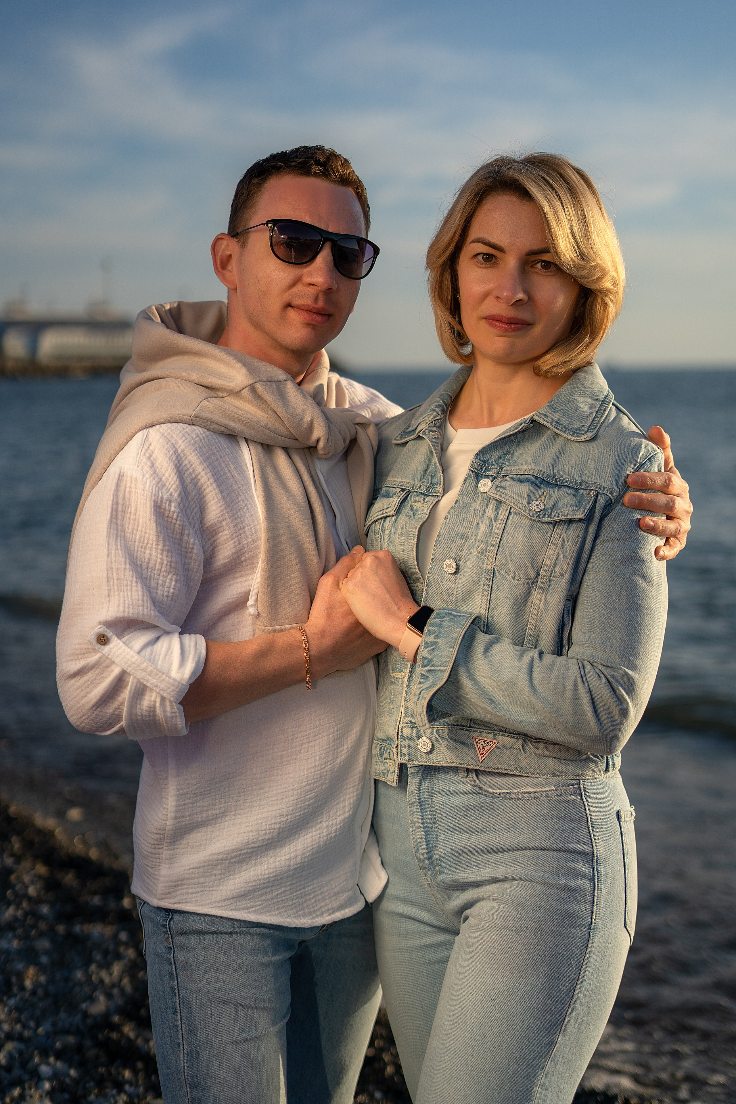 Семейная фотосессия на берегу моря. Профессиональный Фотограф в Сочи Марина Ситкина