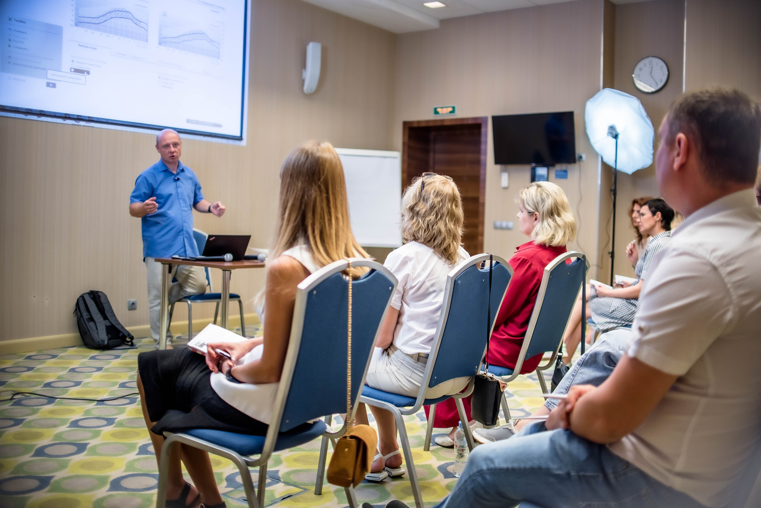 Фотосессия сотрудников. Фотограф Макс Огурцов в Нижнем Новгороде