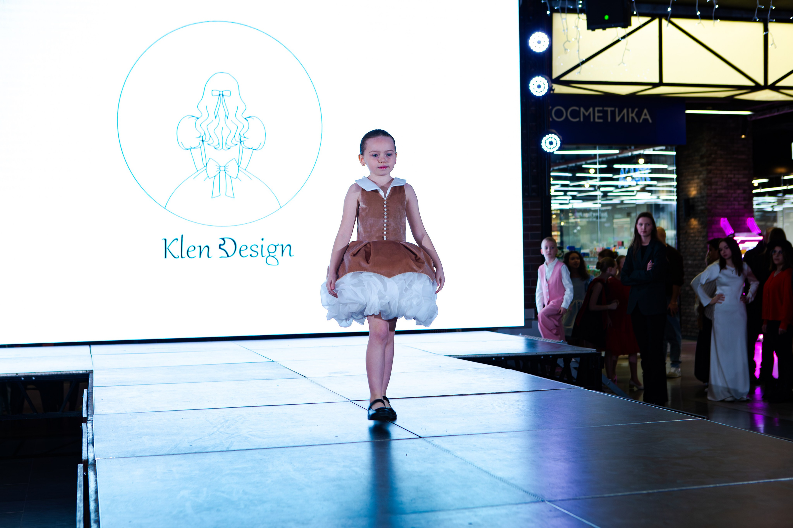 SAYMYNAME FASHION SHOW. Репортажный, семейный, свадебный, портретный фотограф