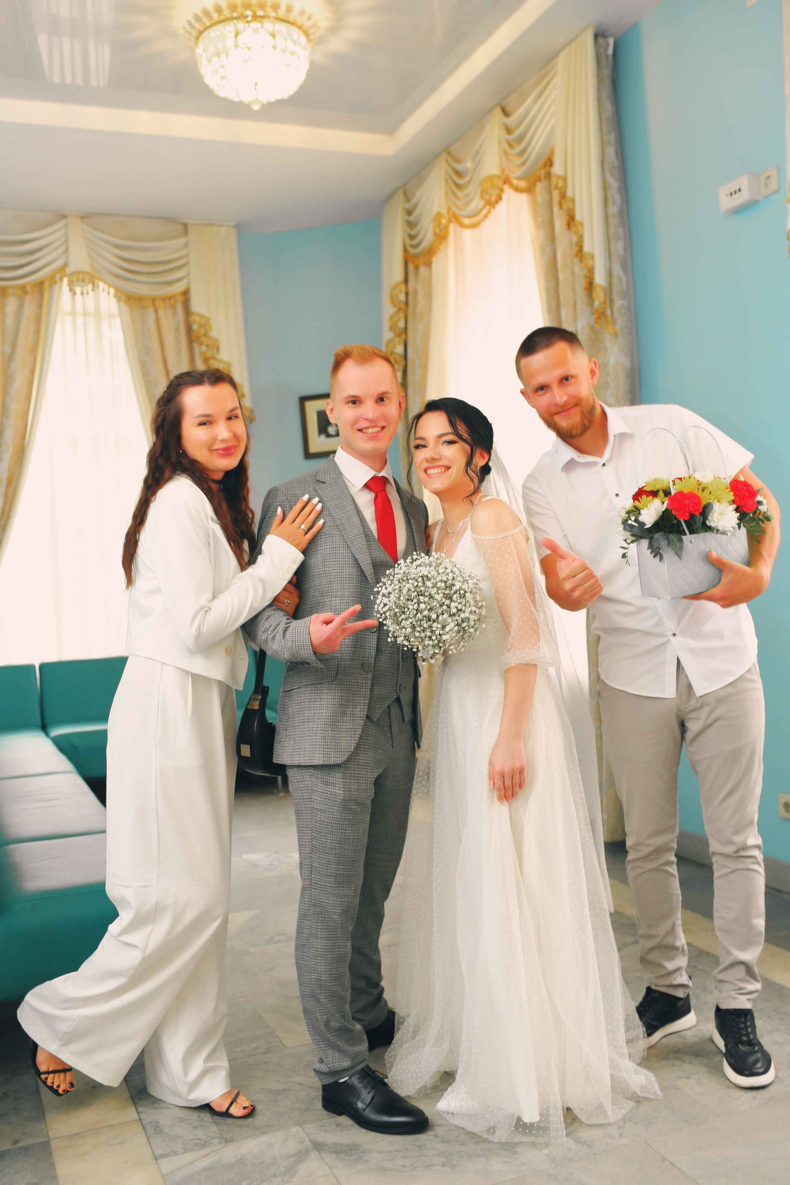 Съемка пары в отеле, на природе, в городе. Свадебный и репортажный фотограф в Ярославле и Санкт-Петербурге Роман Микрюков